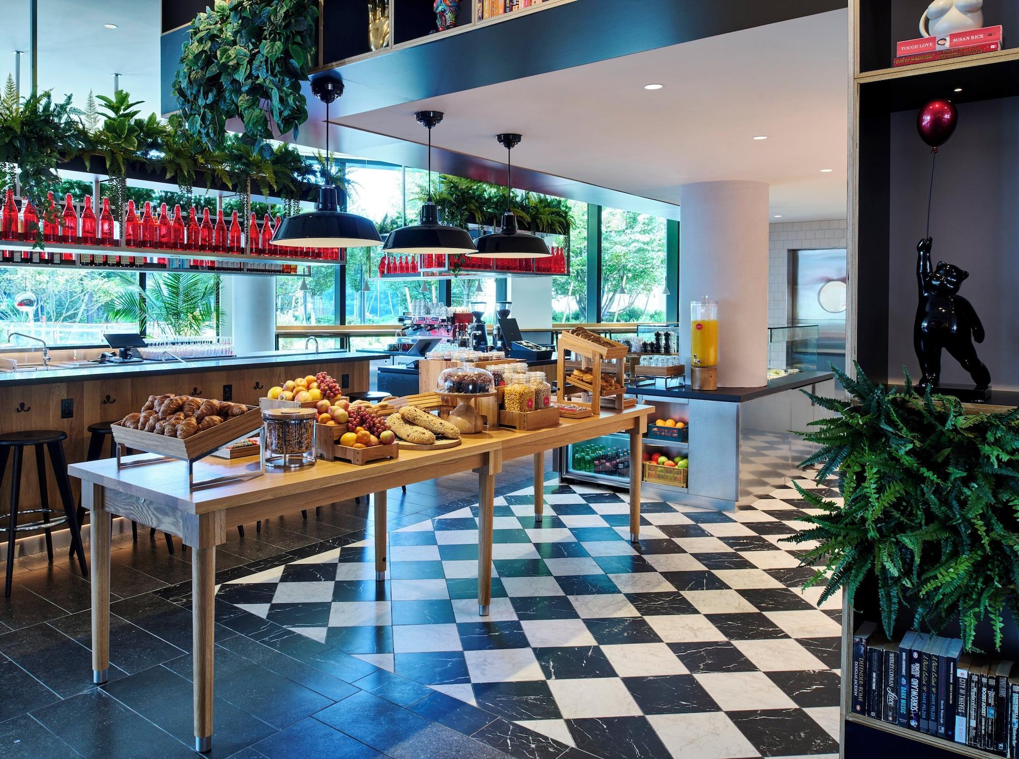 Restaurant citizenM Boston Back Bay