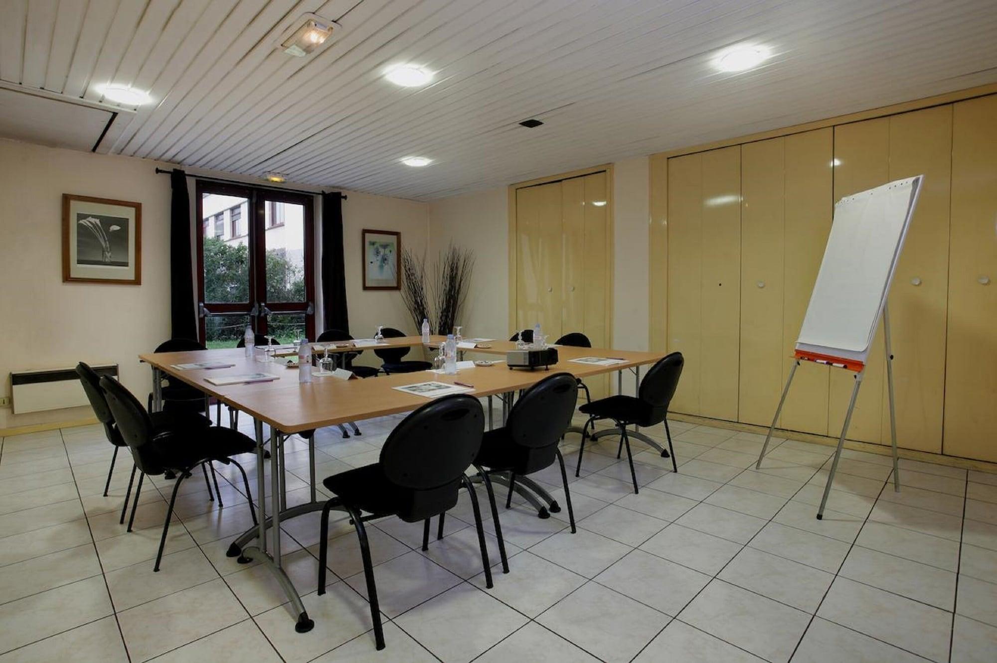 Sala de Reuniones Hotel Gallieni