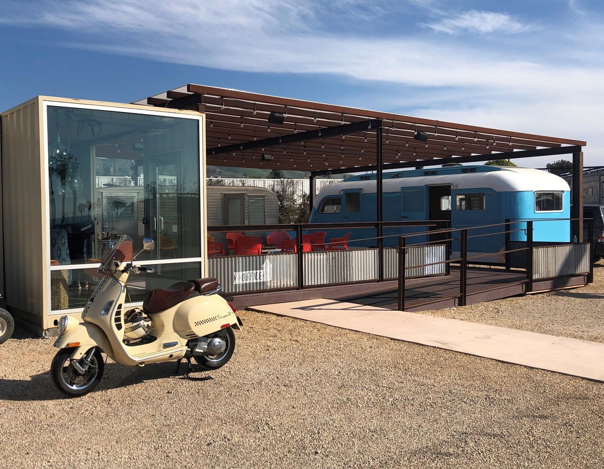 Vista Lobby Waypoint Ventura