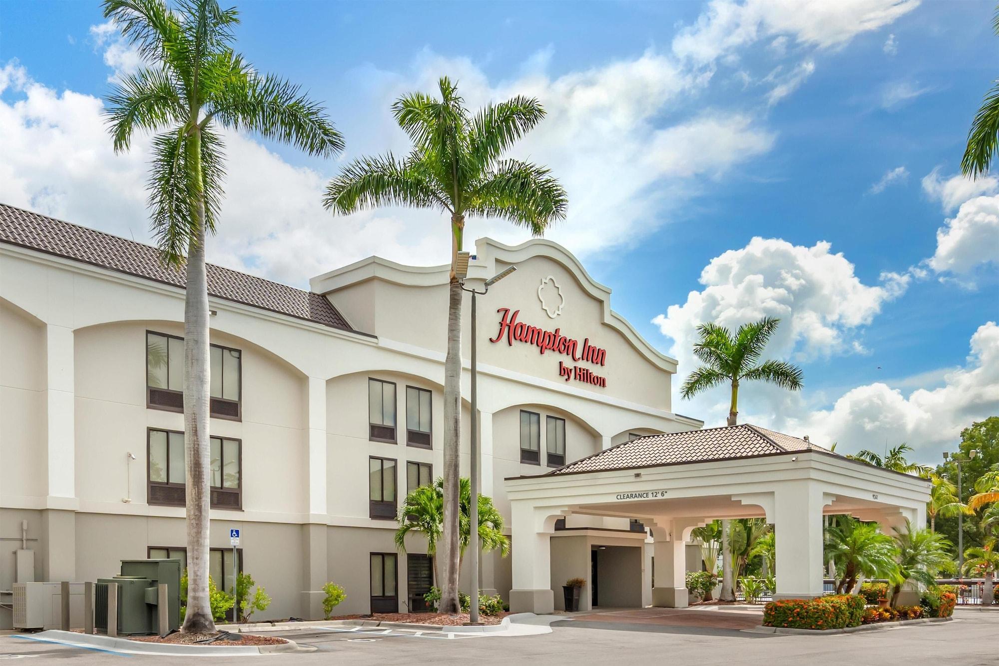 Vista Exterior Hampton Inn Fort Myers-Airport & I-75
