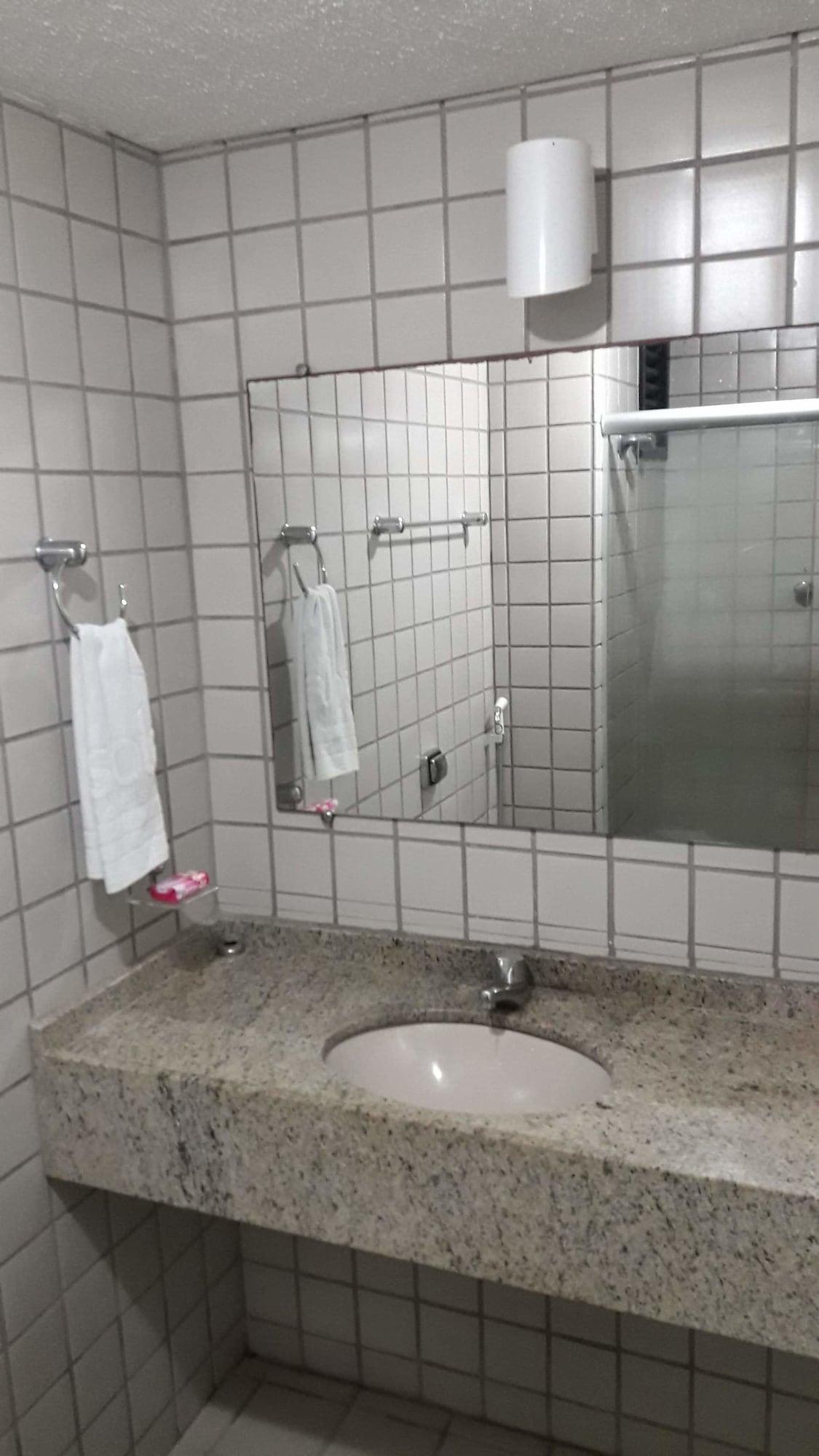 Equipamiento de Habitación Flat Bellagio Ferreira Hospedagens