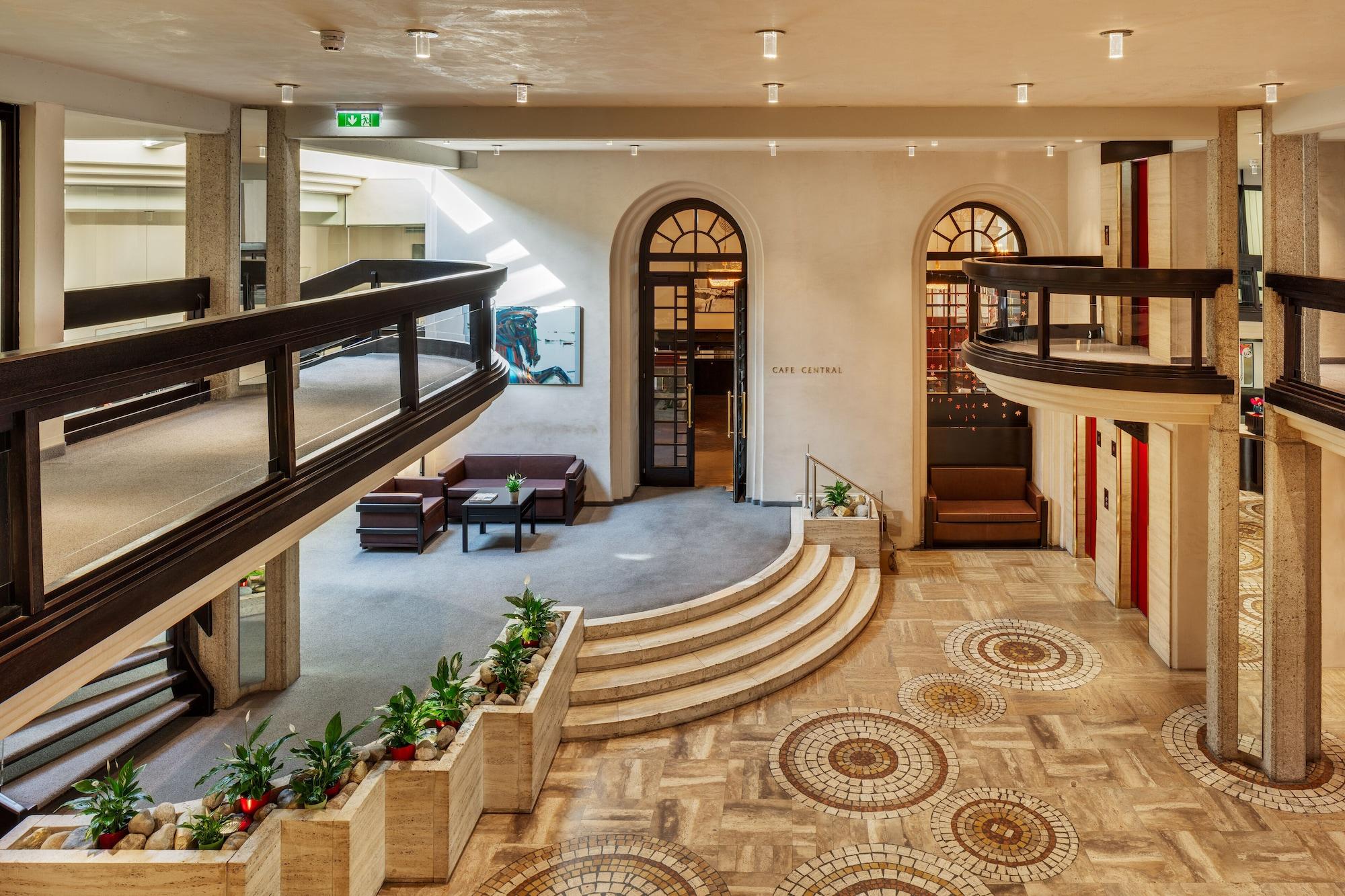 Vista Lobby Hotel Central