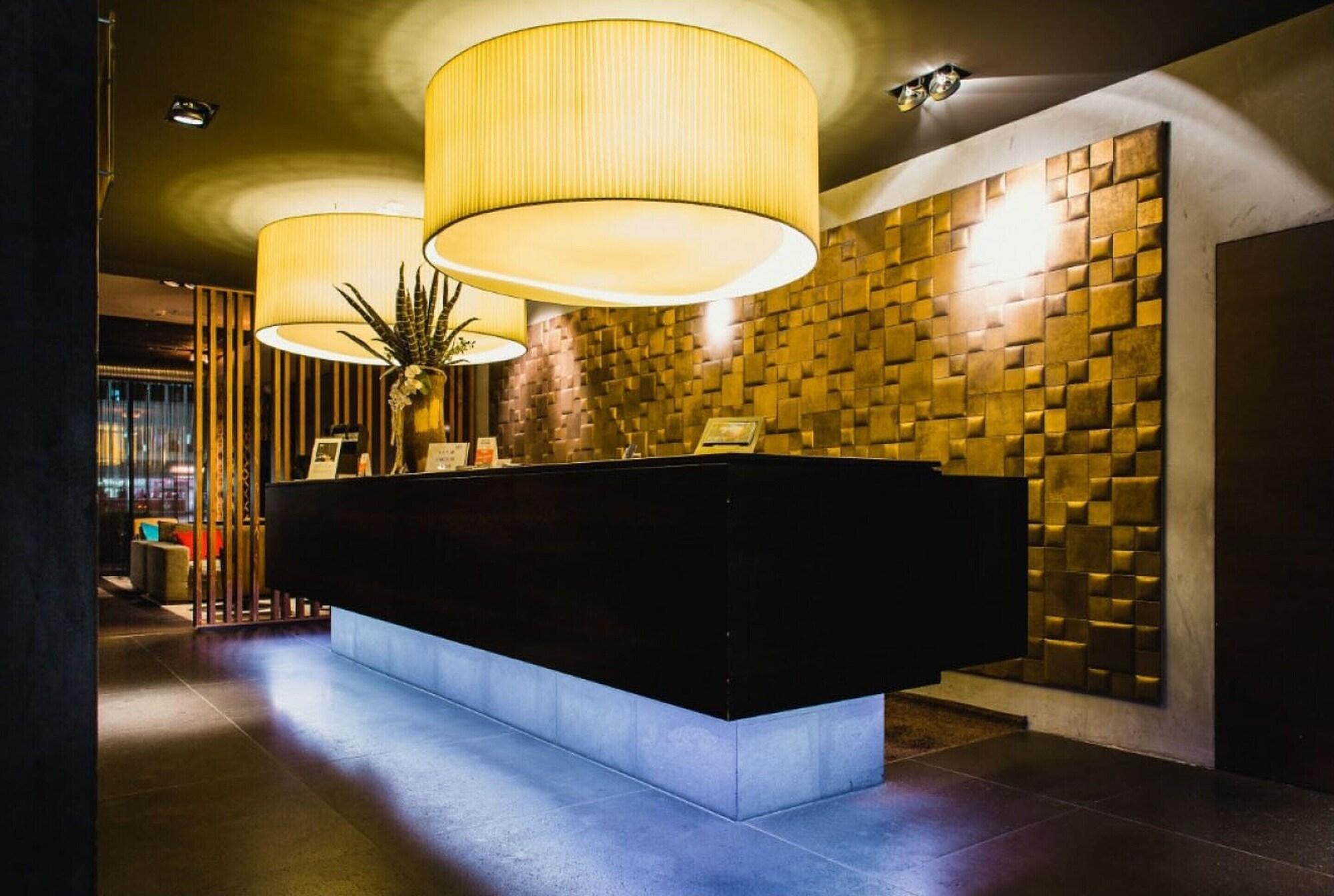 Vista Lobby SAKS Urban Design Hotel Kaiserslautern