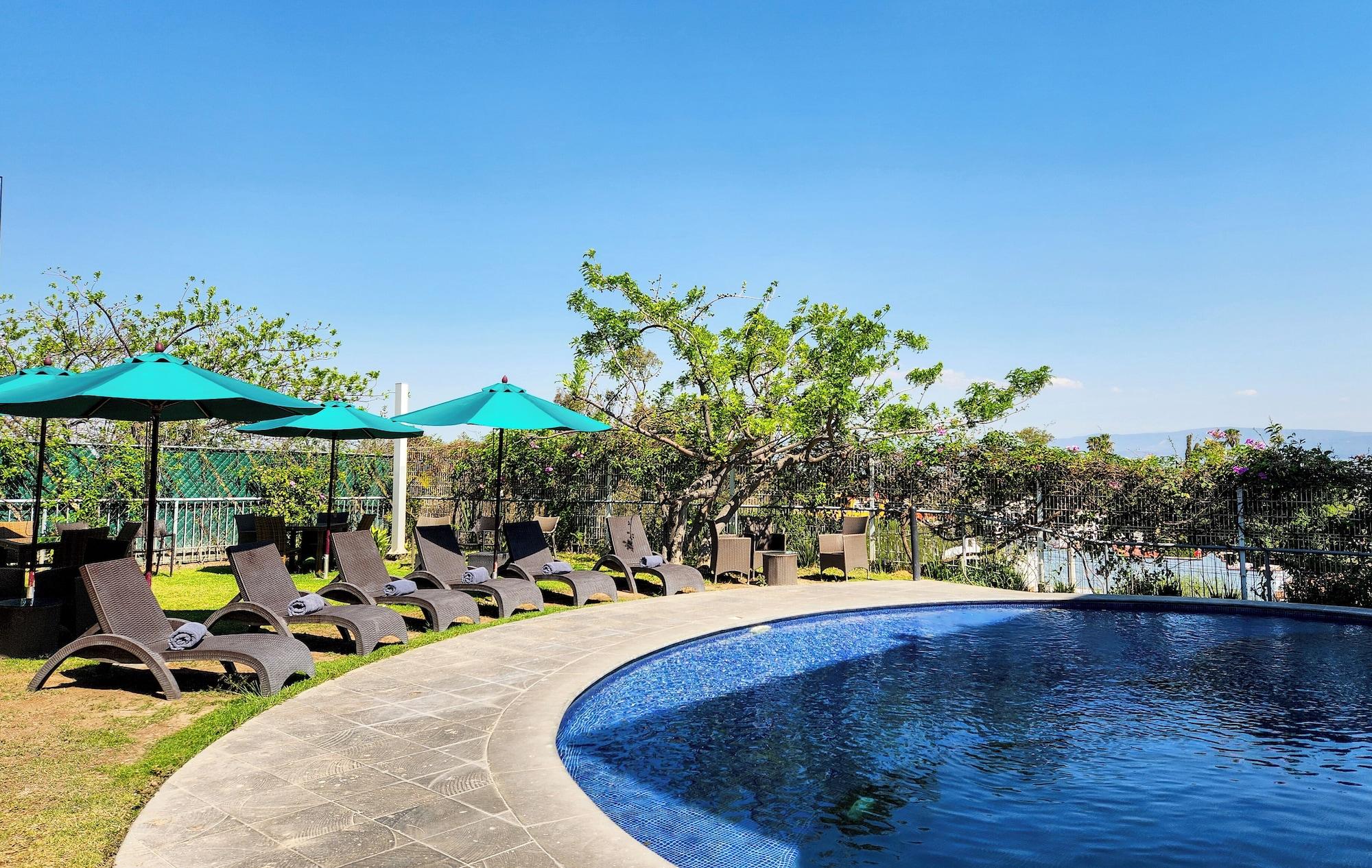 Vista Piscina Memora Hotel & Villas Chapala