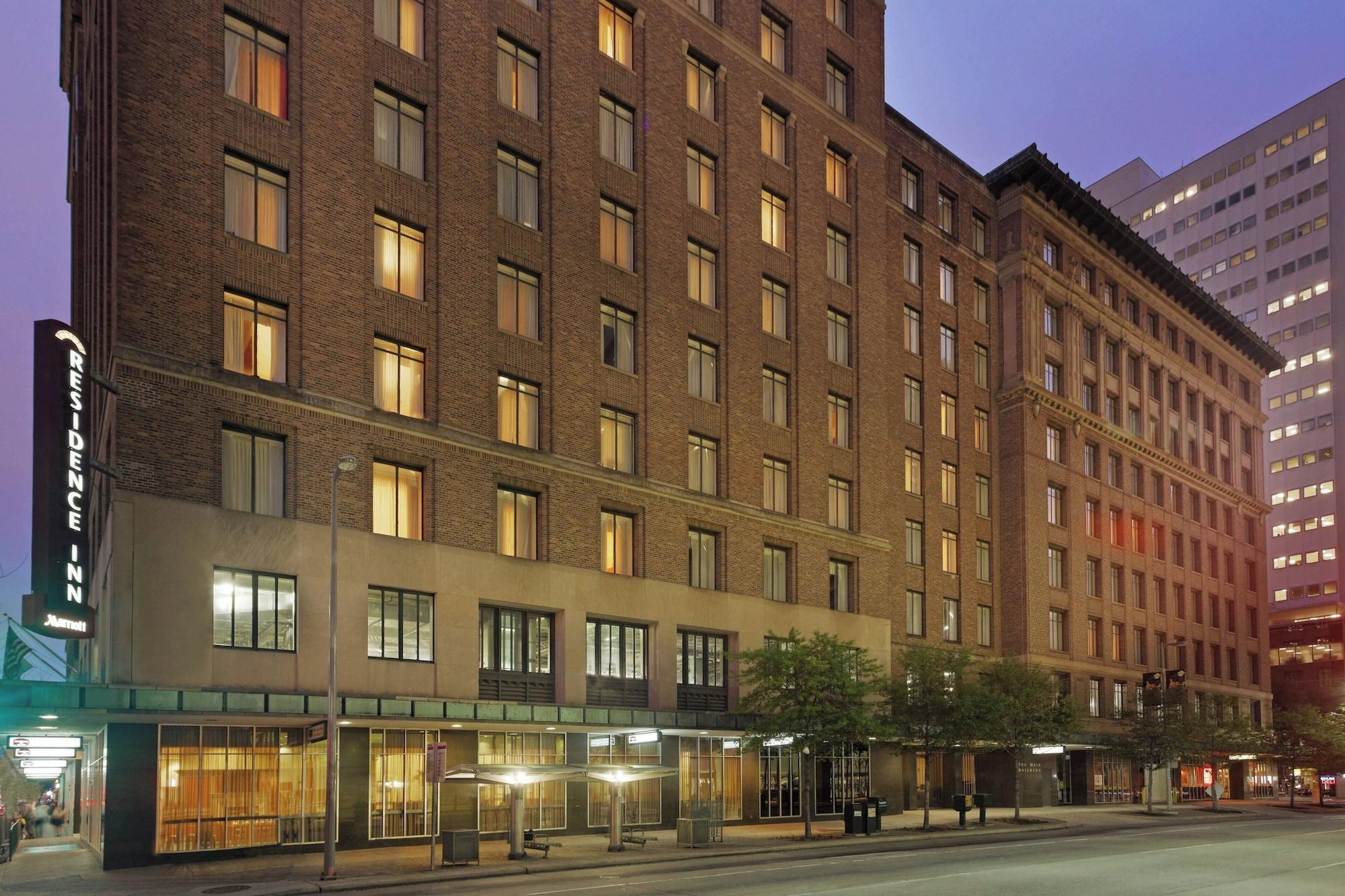 Vista Exterior Residence Inn by Marriott Houston Downtown/Convention Center
