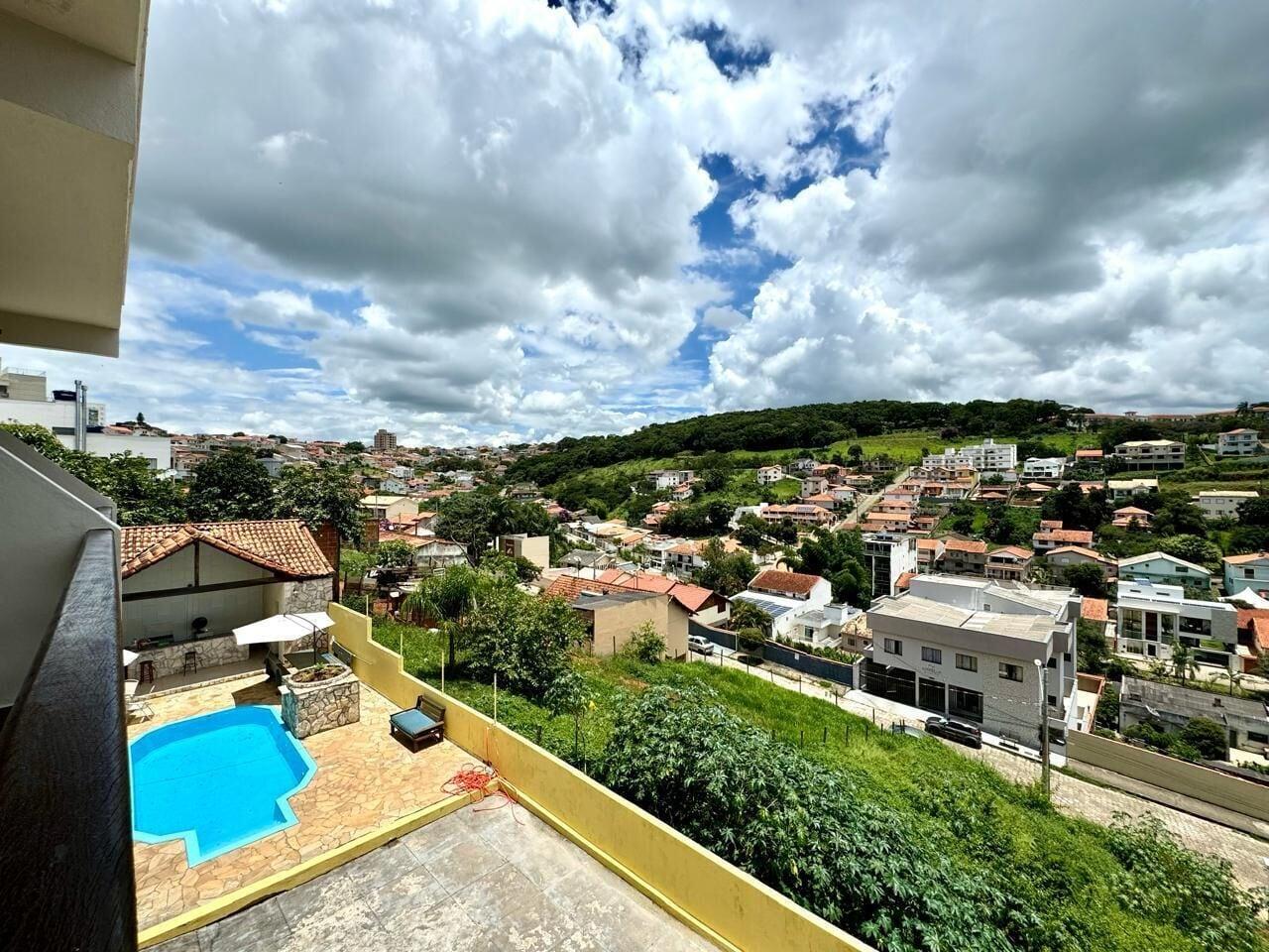 Vista Piscina Pousada Essência de Minas