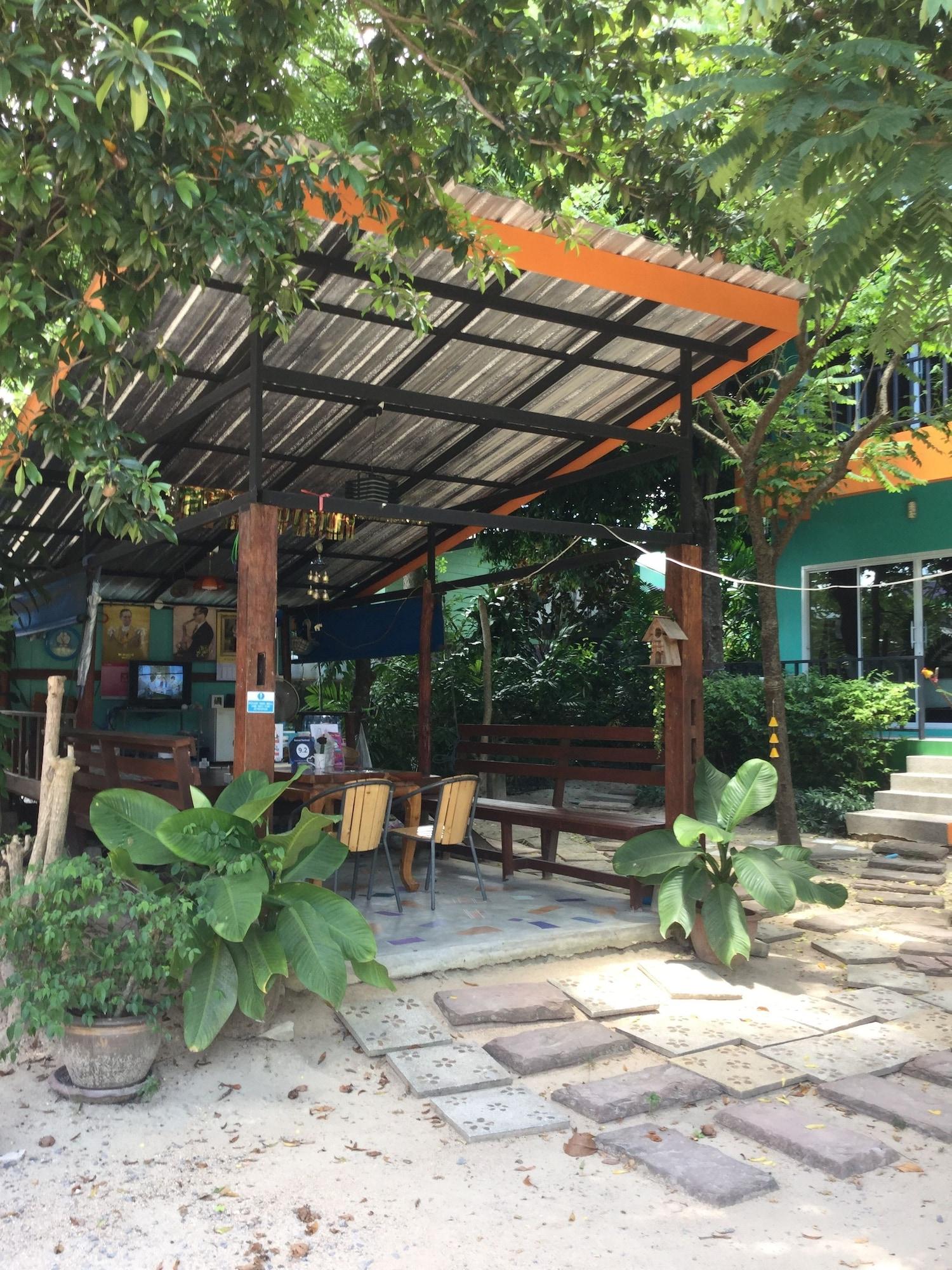 Vista Lobby Samui Poshtel