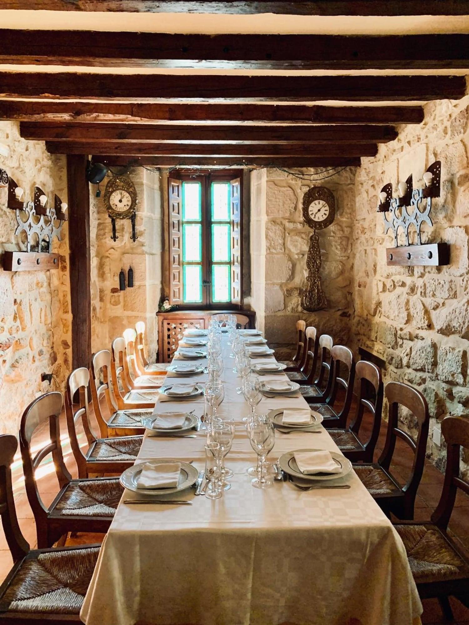 Restaurant Hotel Tres Coronas de Silos