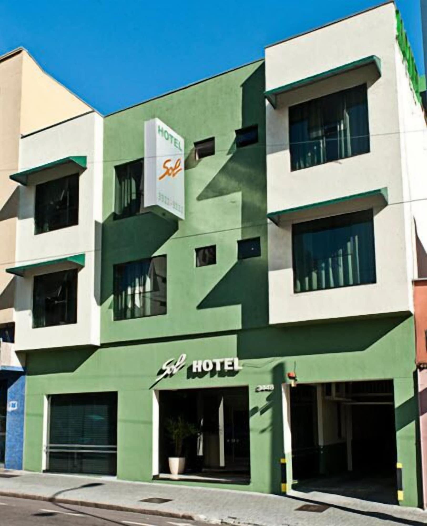 Vista Exterior Hotel Sol