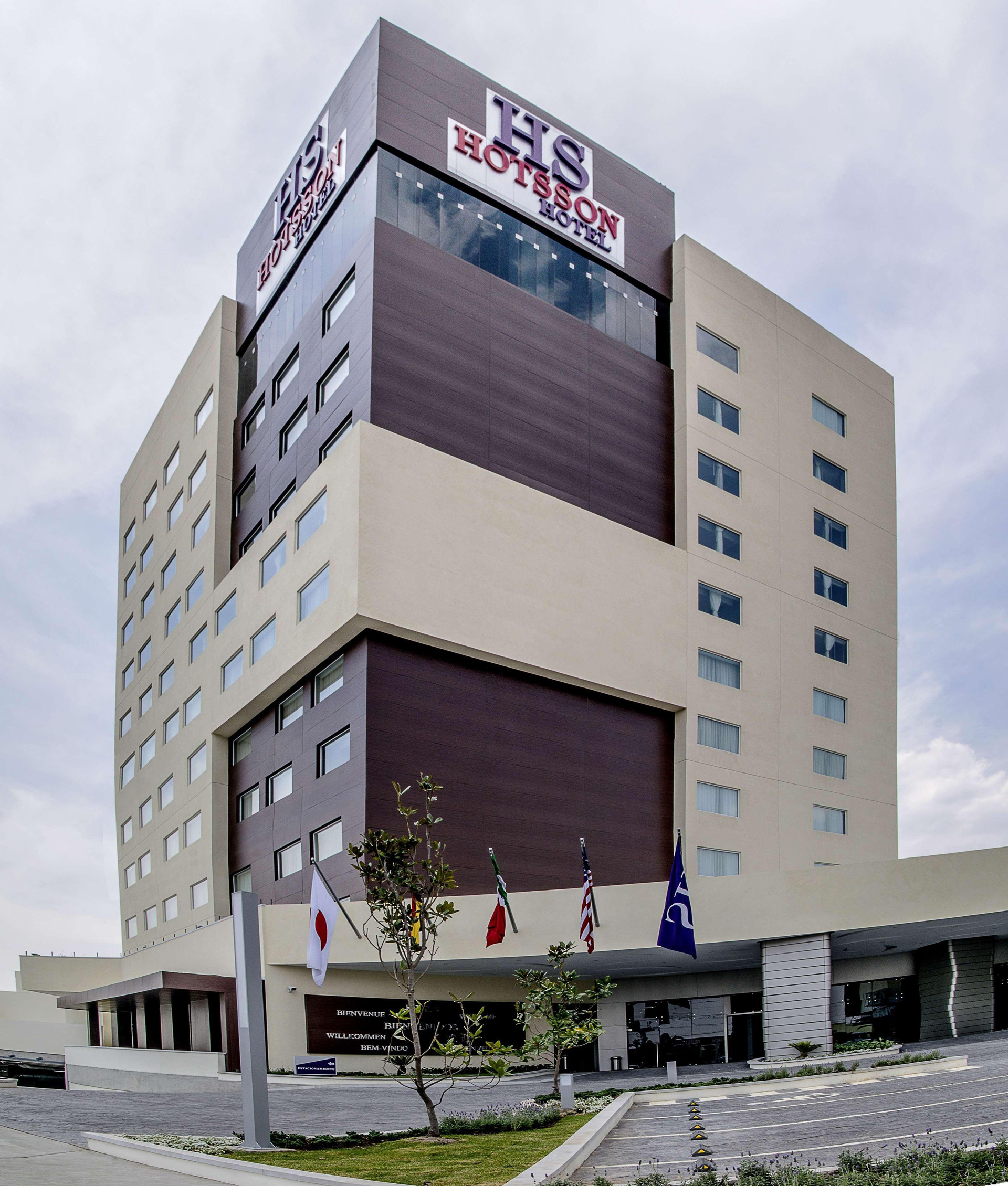 Vista Exterior HS HOTSSON Hotel Irapuato