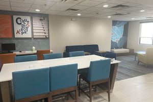 Alojamiento - Holiday Inn Express & Suites Gahanna/Columbus Airport by IHG