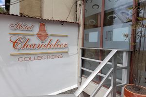 Alojamiento - Hotel Chandelier Collection