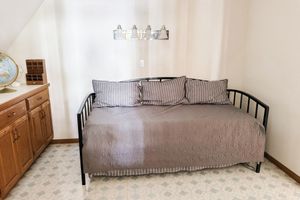 Alquiler Vacacional - Cozy 2-bedroom cabin in serene Dent with AC, WiFi