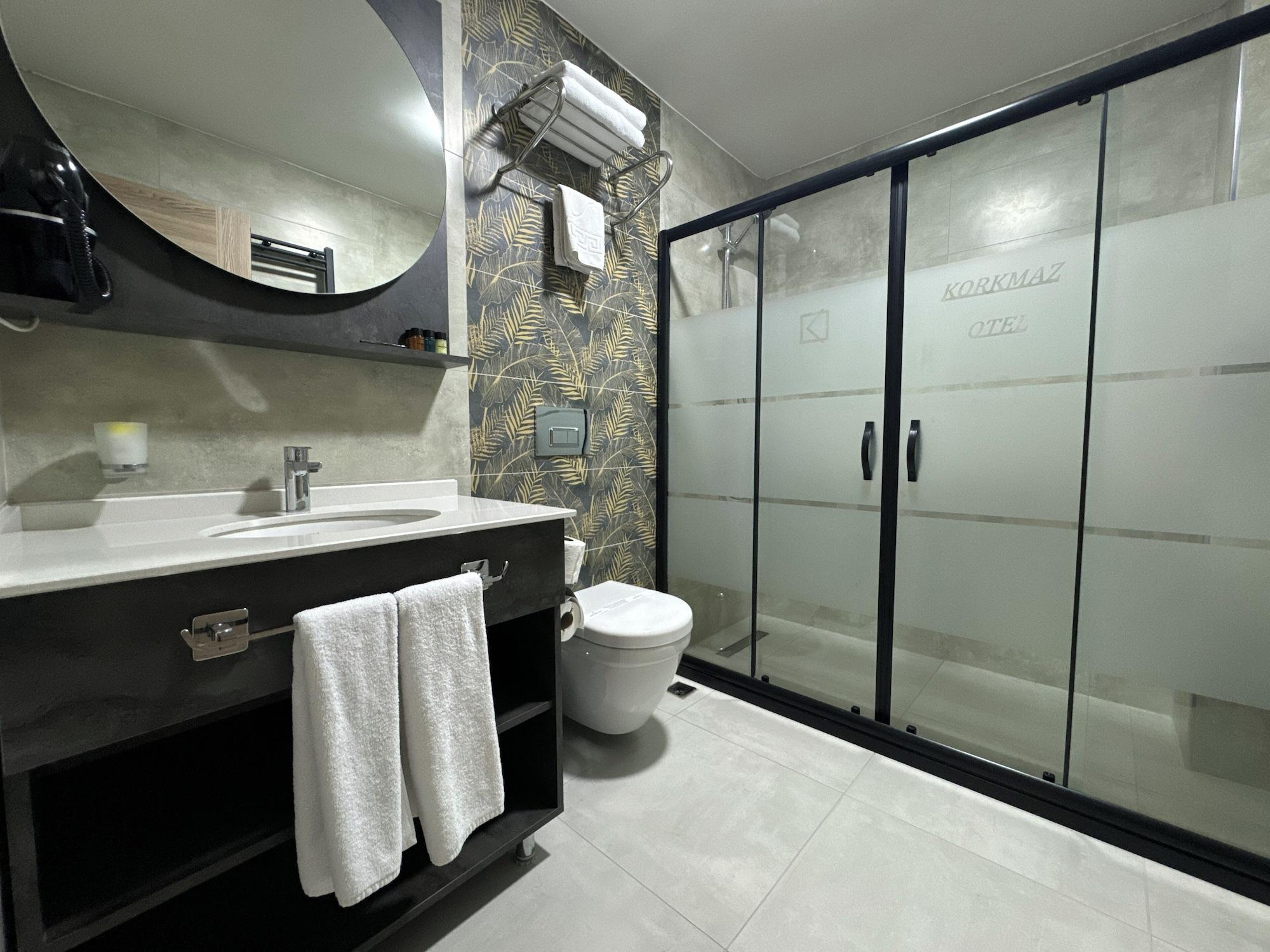 Equipamiento de Habitación Korkmaz Otel
