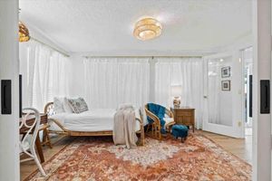 Alquiler Vacacional - Charming Oasis: 4BR Home w/ Pool near AMI & IMG