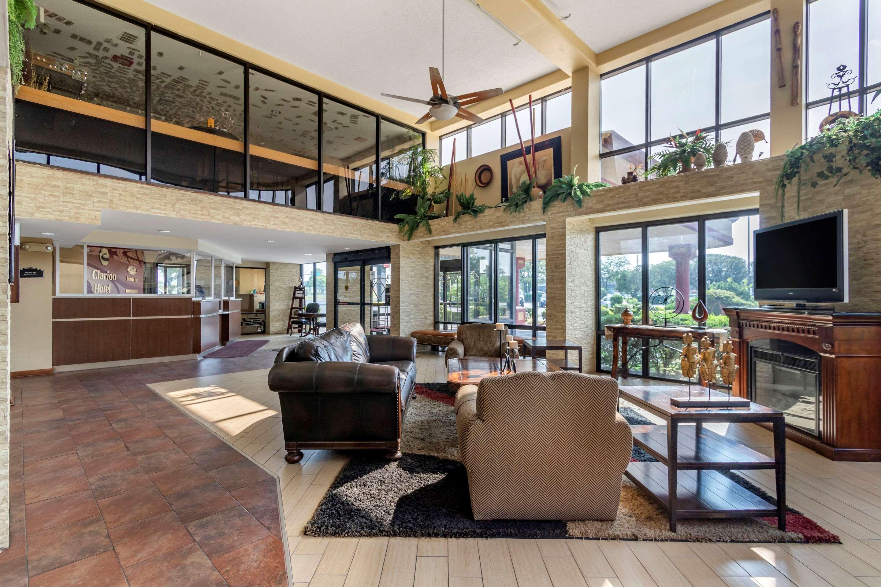 Vista Lobby Econo Lodge Broken Arrow - Tulsa
