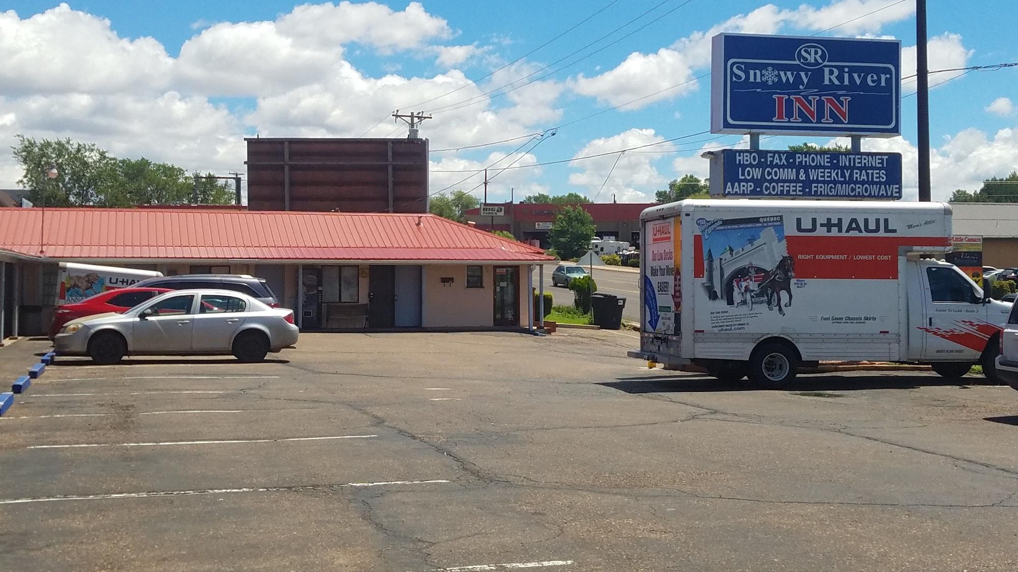 Varios Snowy River Inn