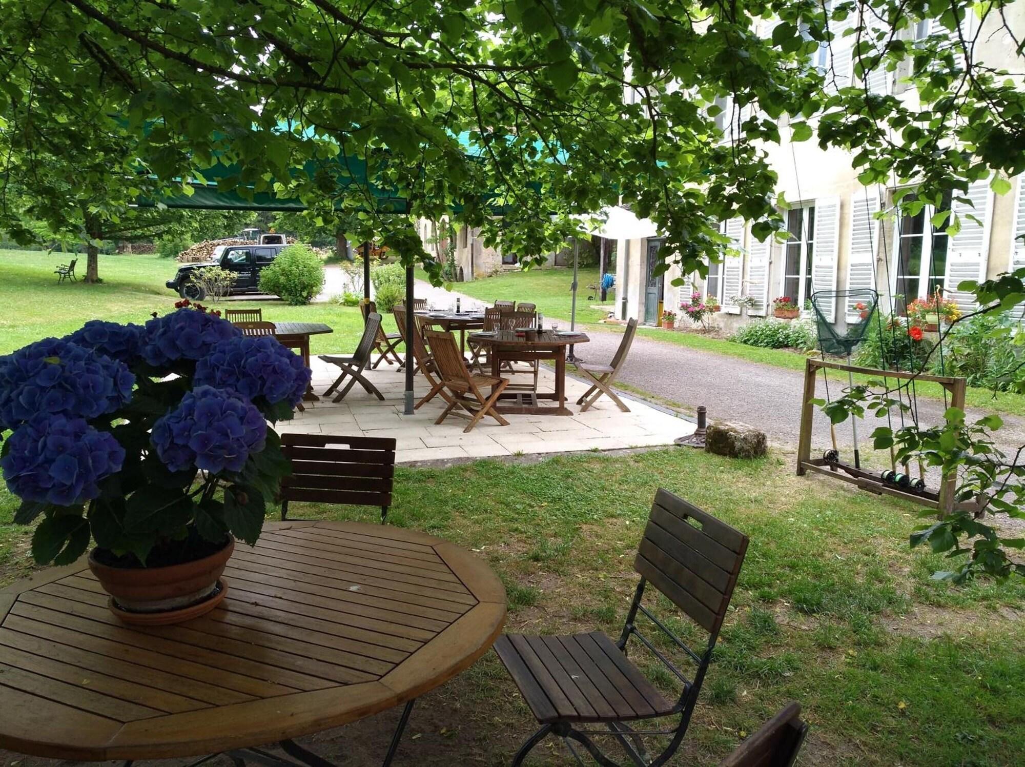 Equipamiento de Habitación Lodge Hôtel Domaine De Sommedieue