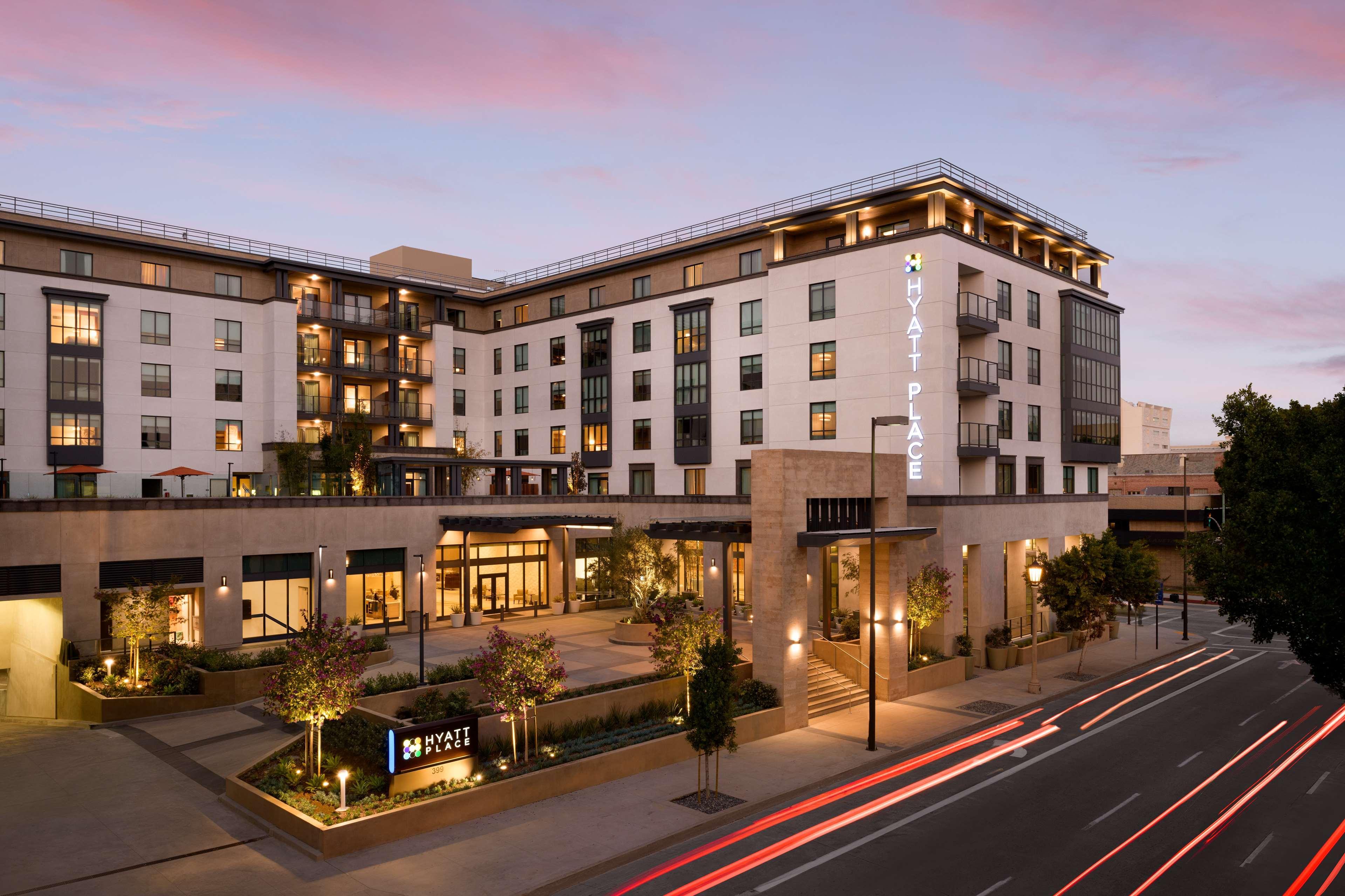 Vista Exterior Hyatt Place Pasadena