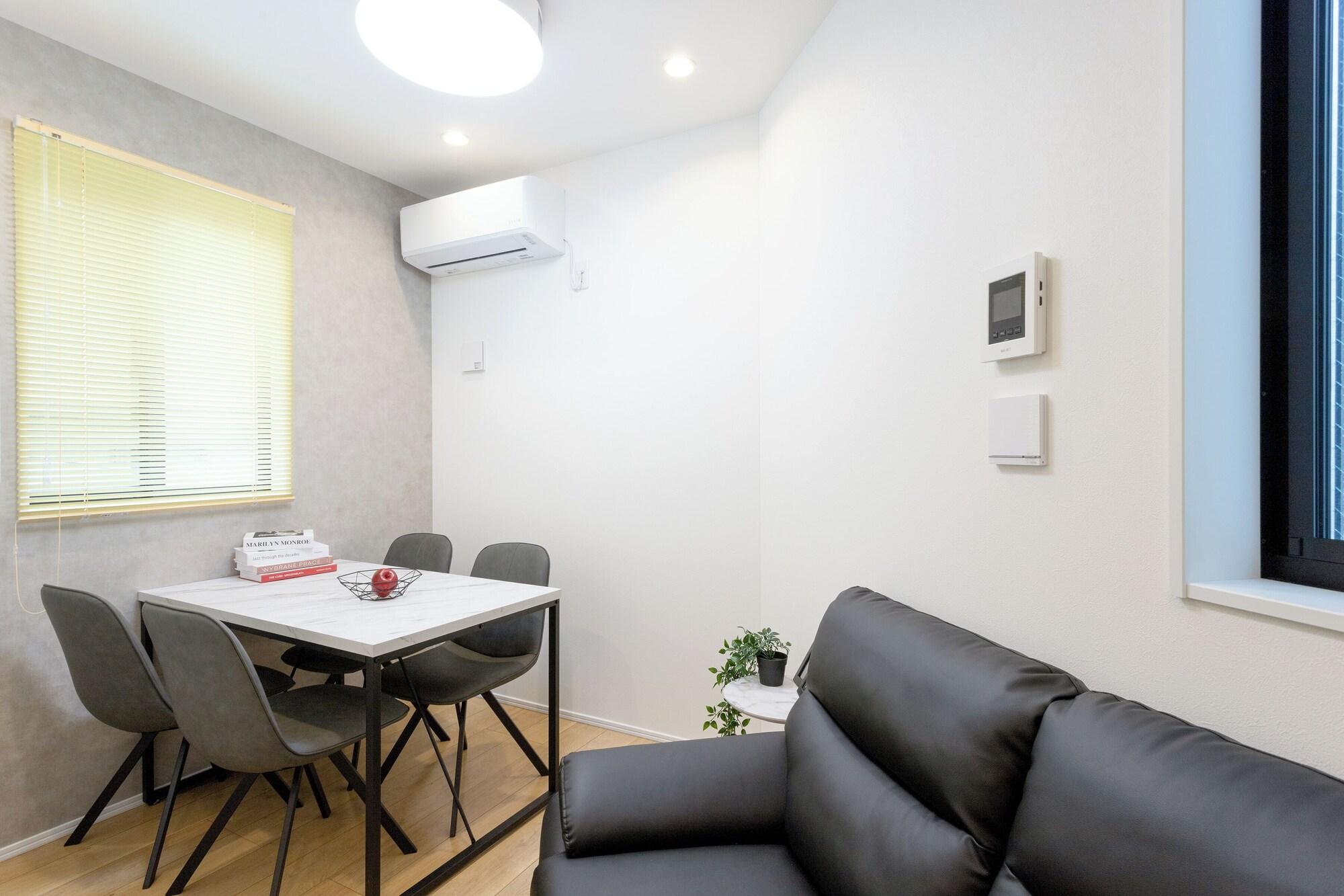 Varios SHINJUKU CITY HOUSE