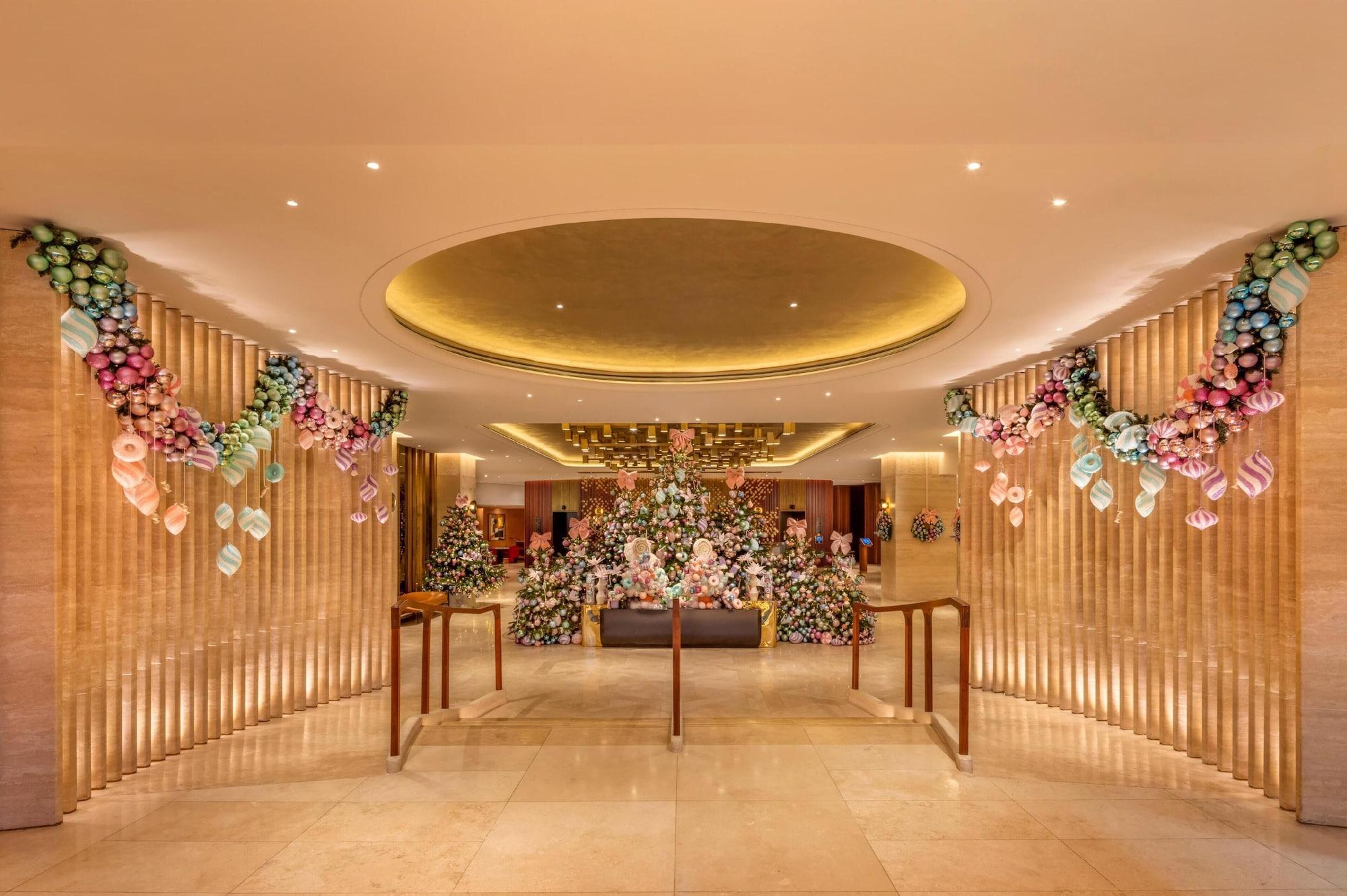 Vista Lobby London Hilton on Park Lane