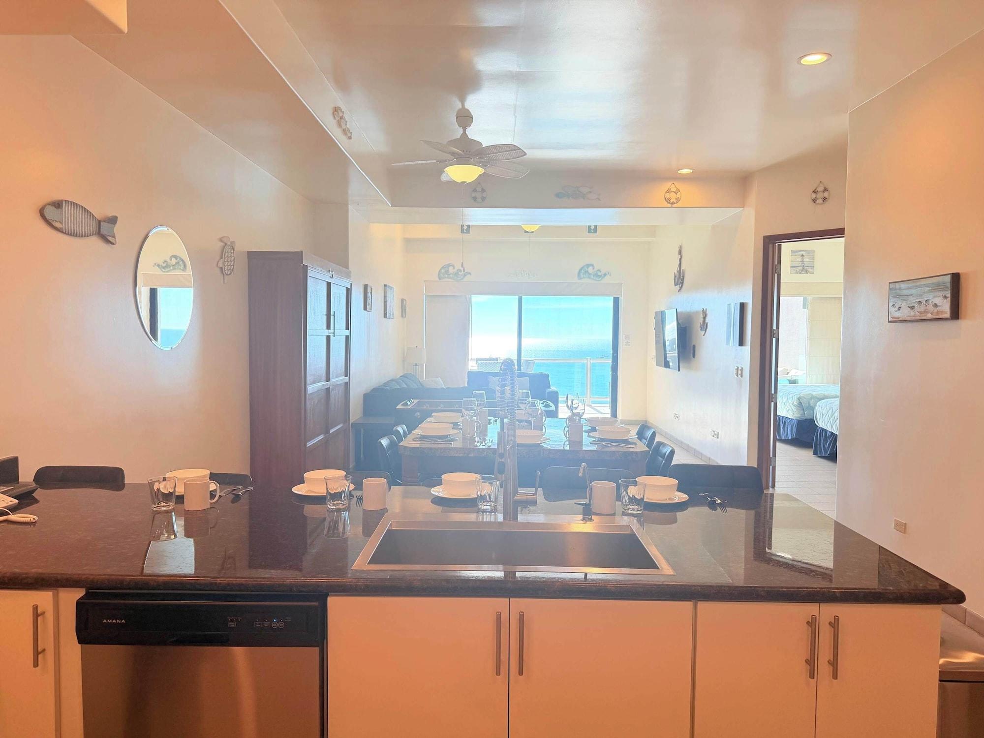 Restaurant Las Palomas 2BR 2BA Ocean View Penthouse