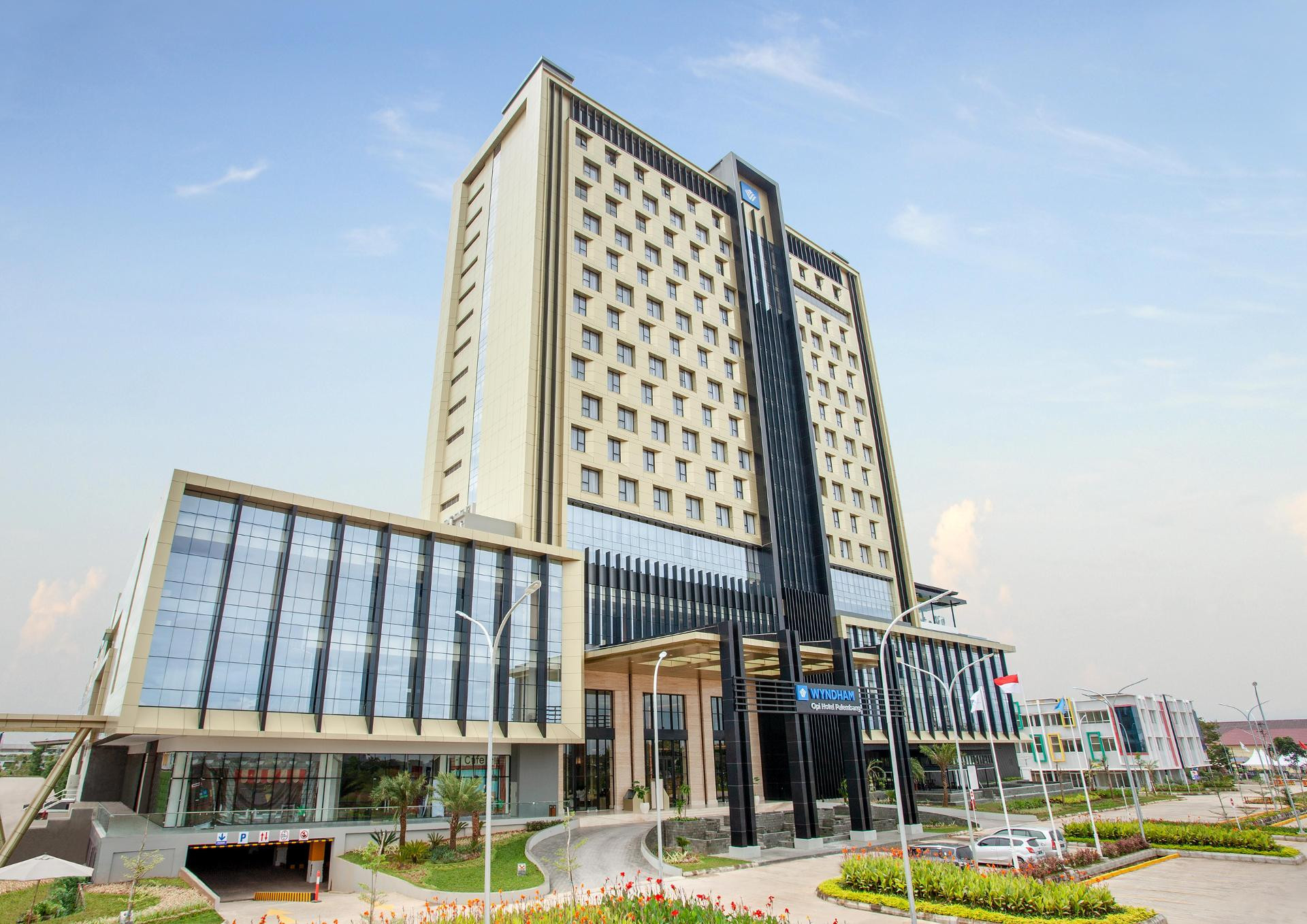 Vista Exterior Wyndham Opi Hotel Palembang