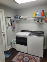 Alquiler Vacacional - IDA'S COTTAGE...
Close to caves and lakes.
Beautiful decor...
Simply the best!