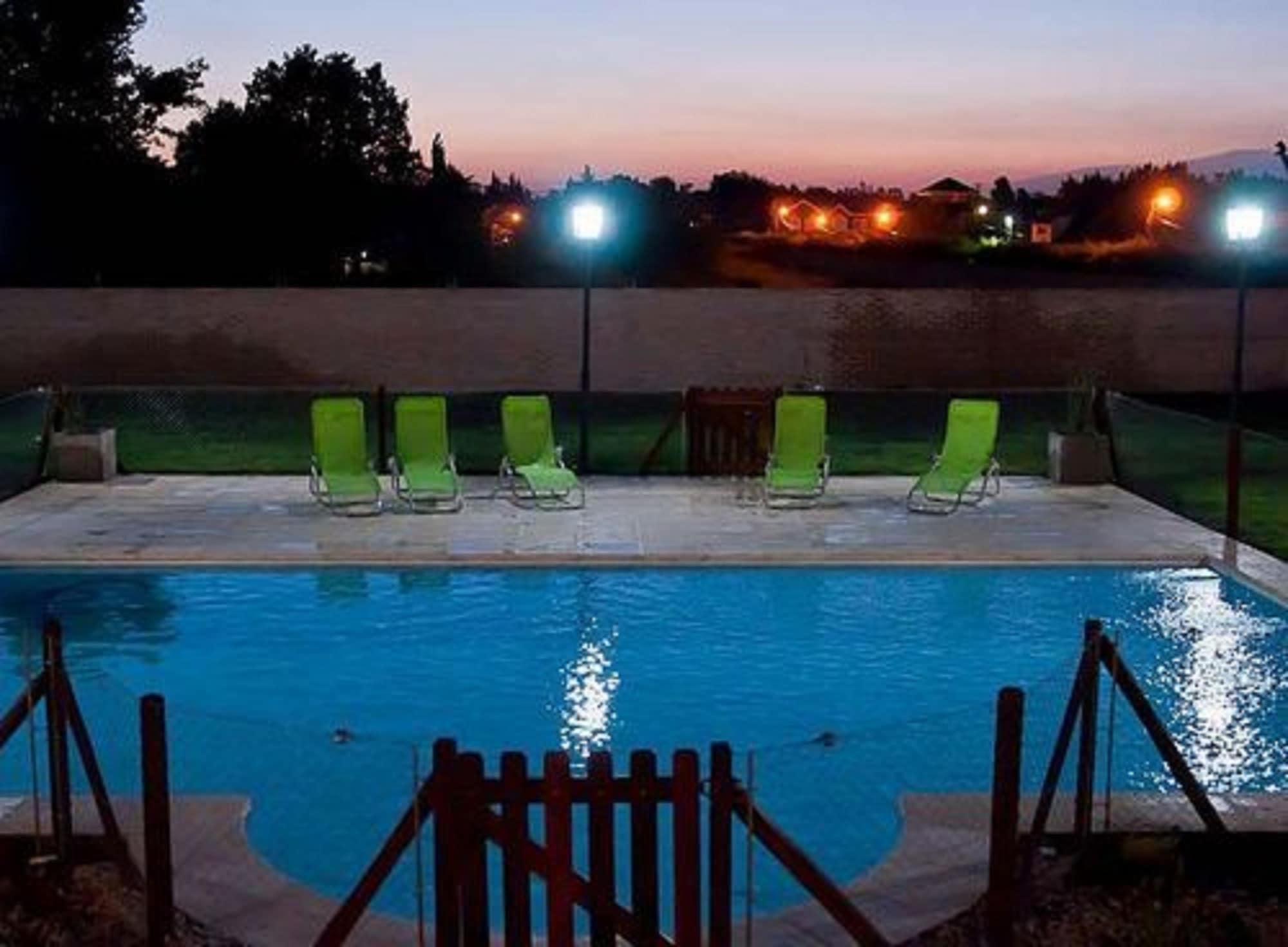 Vista Piscina Pro Hotel