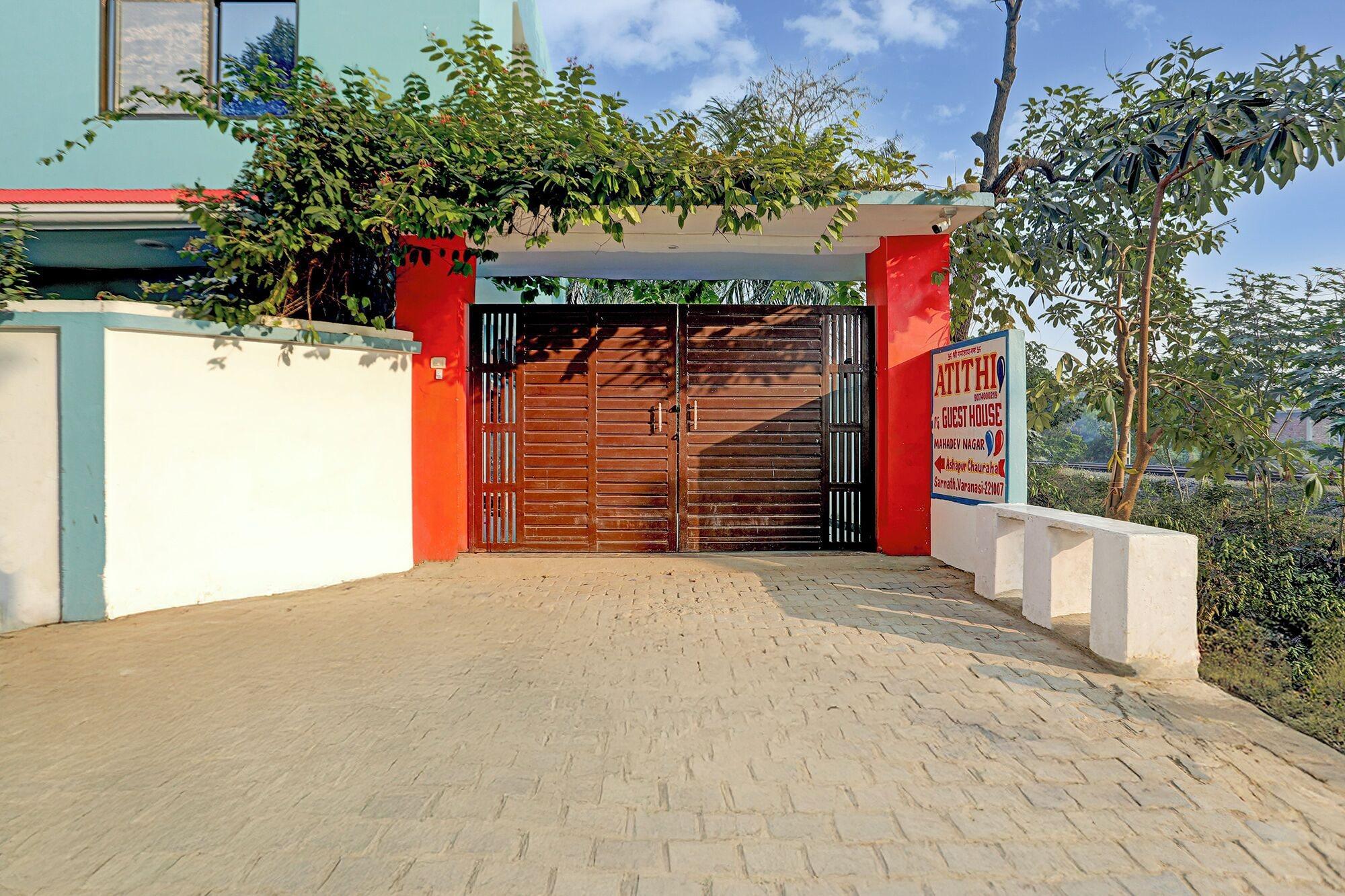 Vista Exterior Via Atithi Inn