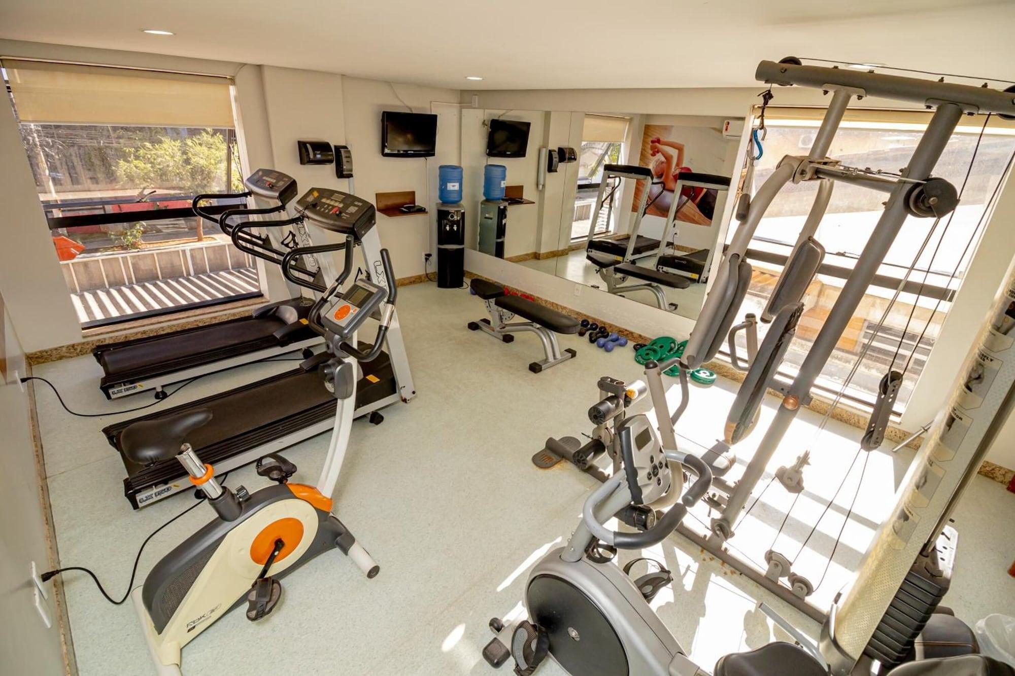Gimnasio Sun Square Suites Hotel