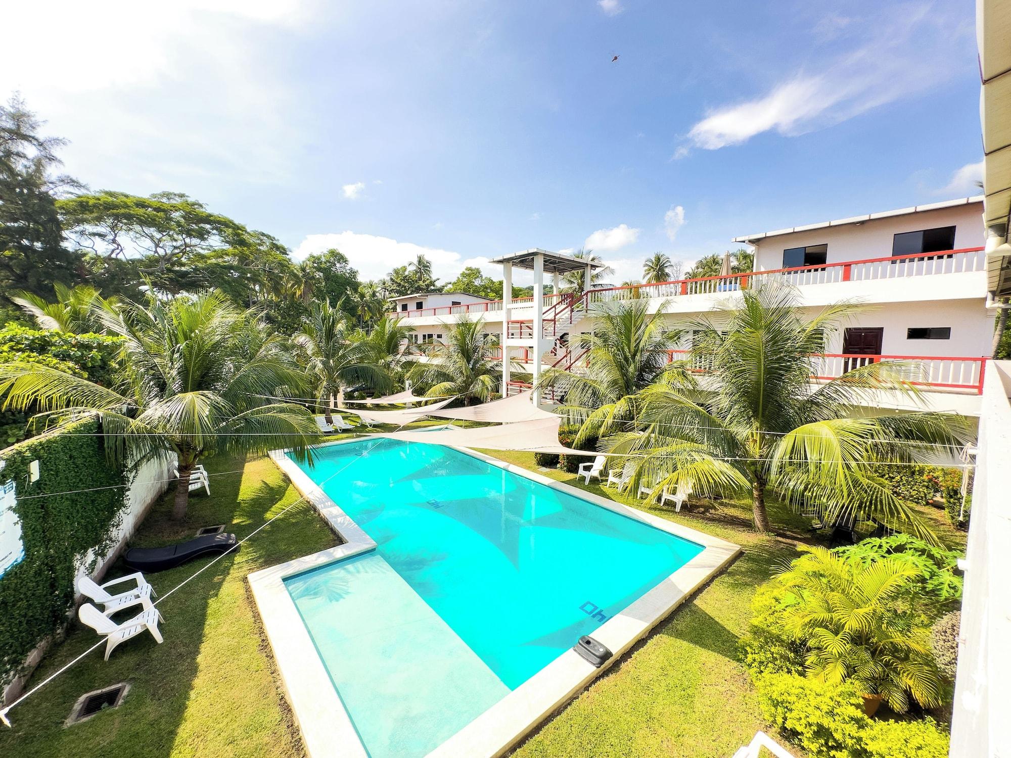 Varios Hotel Majahual Resort