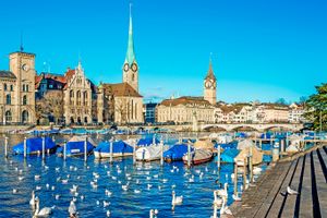 Paquete - Radisson Hotel & Suites Zurich