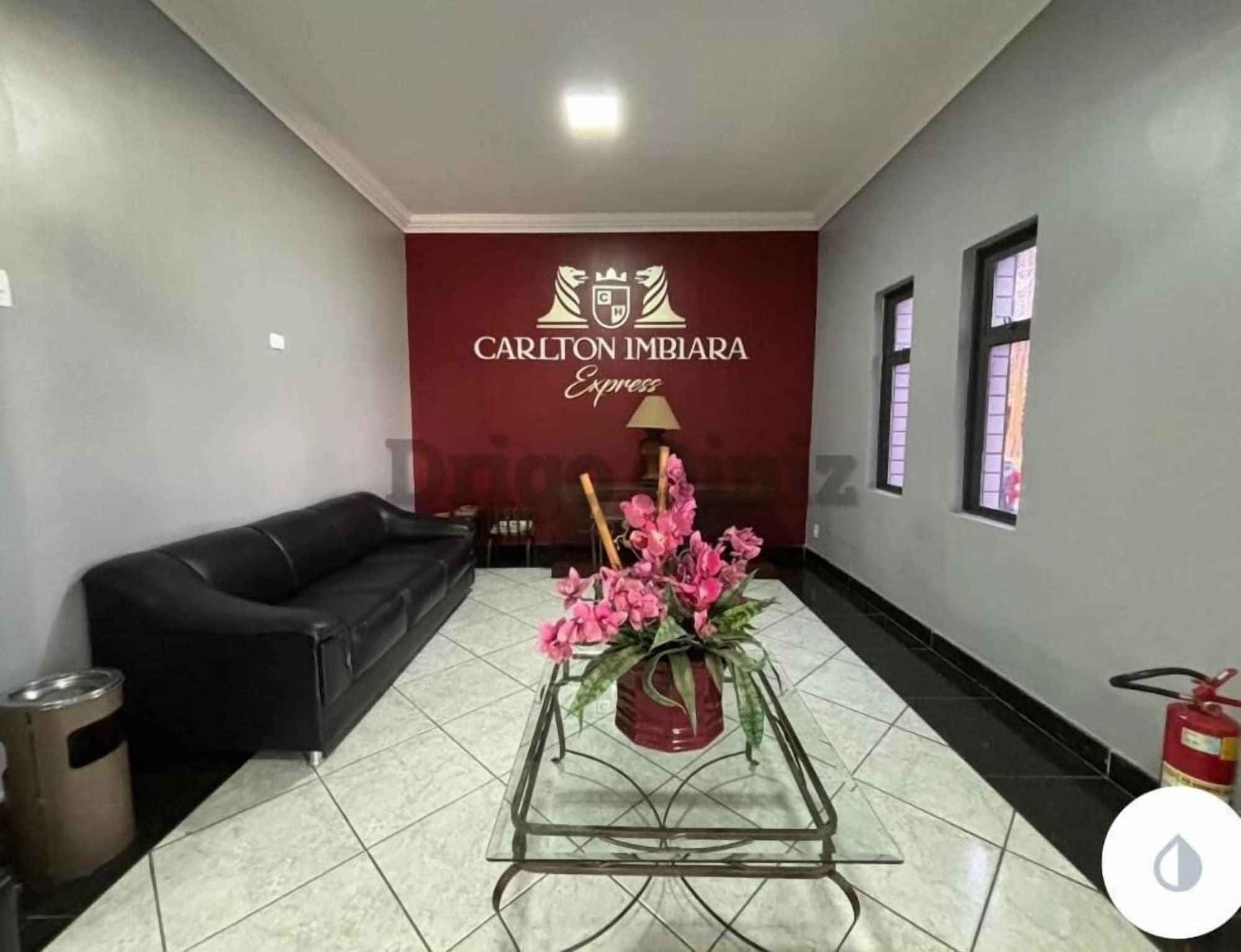 Vista Lobby Hotel Carlton Imbiara Express