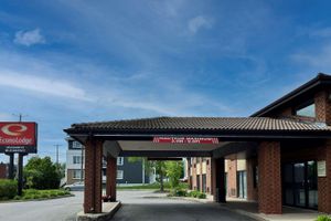 Alojamiento - Econo Lodge Airport