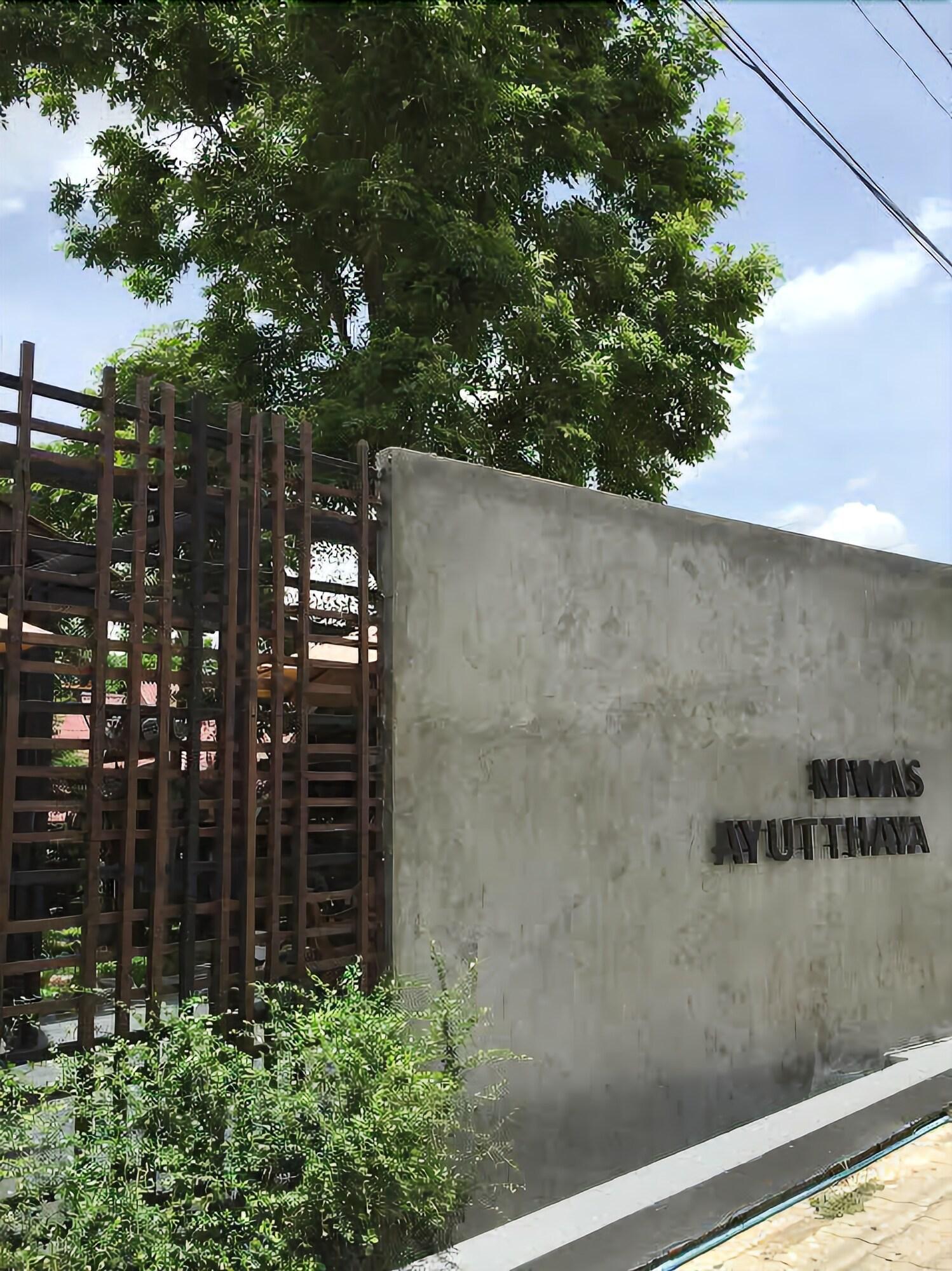 Vista Exterior Niwas Ayutthaya