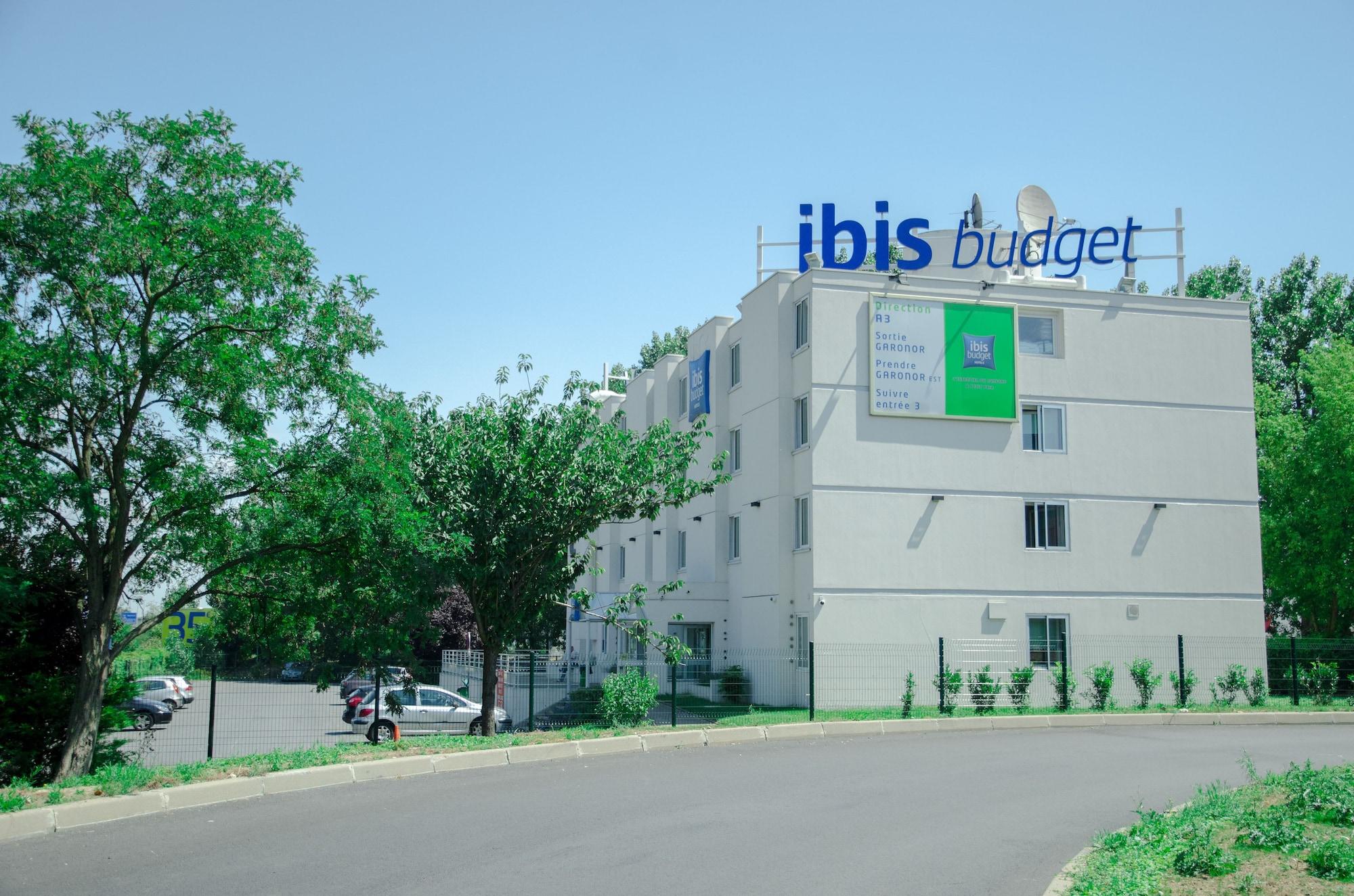 Vista Exterior ibis budget Aeroport le Bourget Garonor