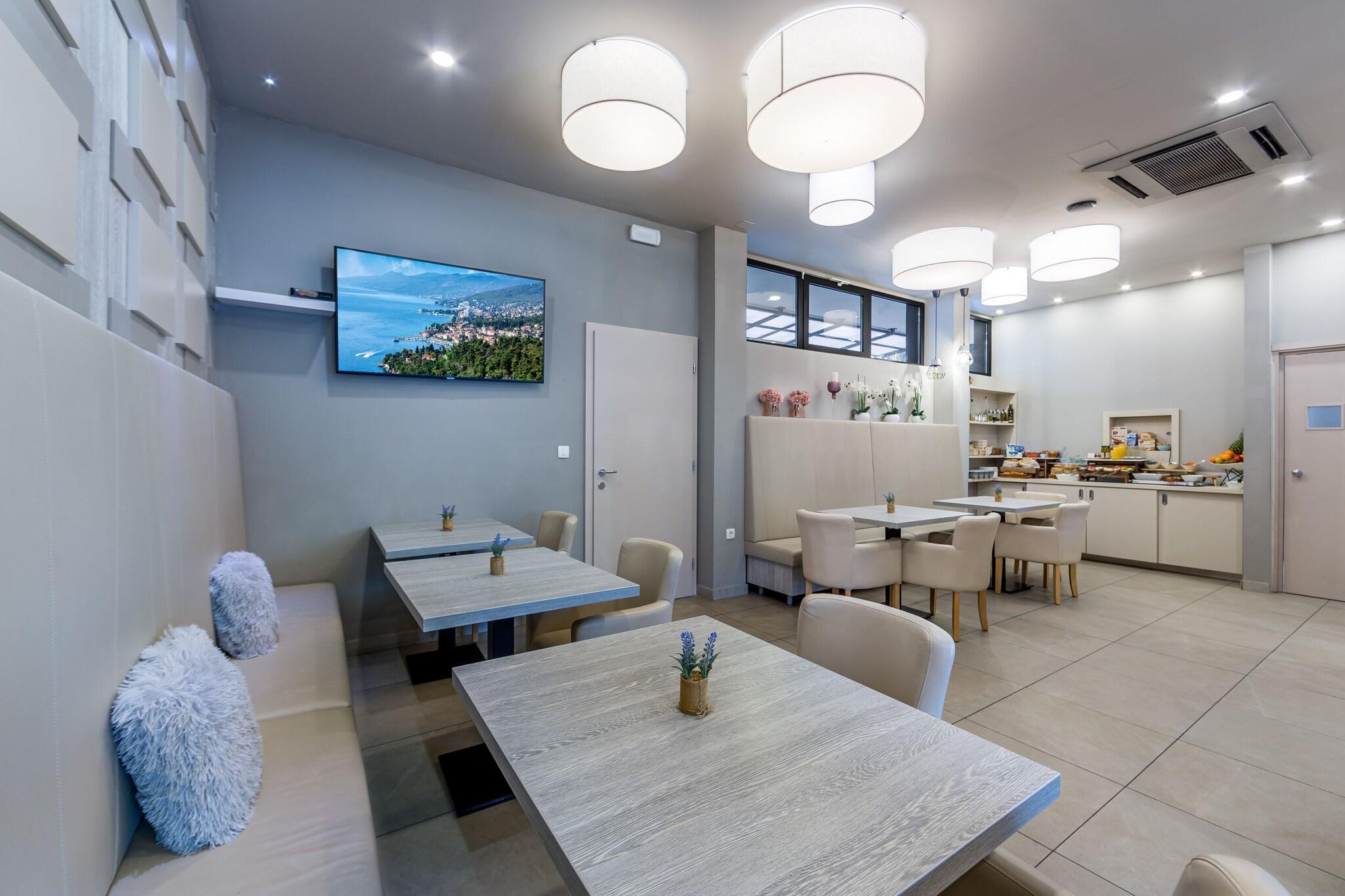 Vista Lobby Preelook Apartments and Rooms