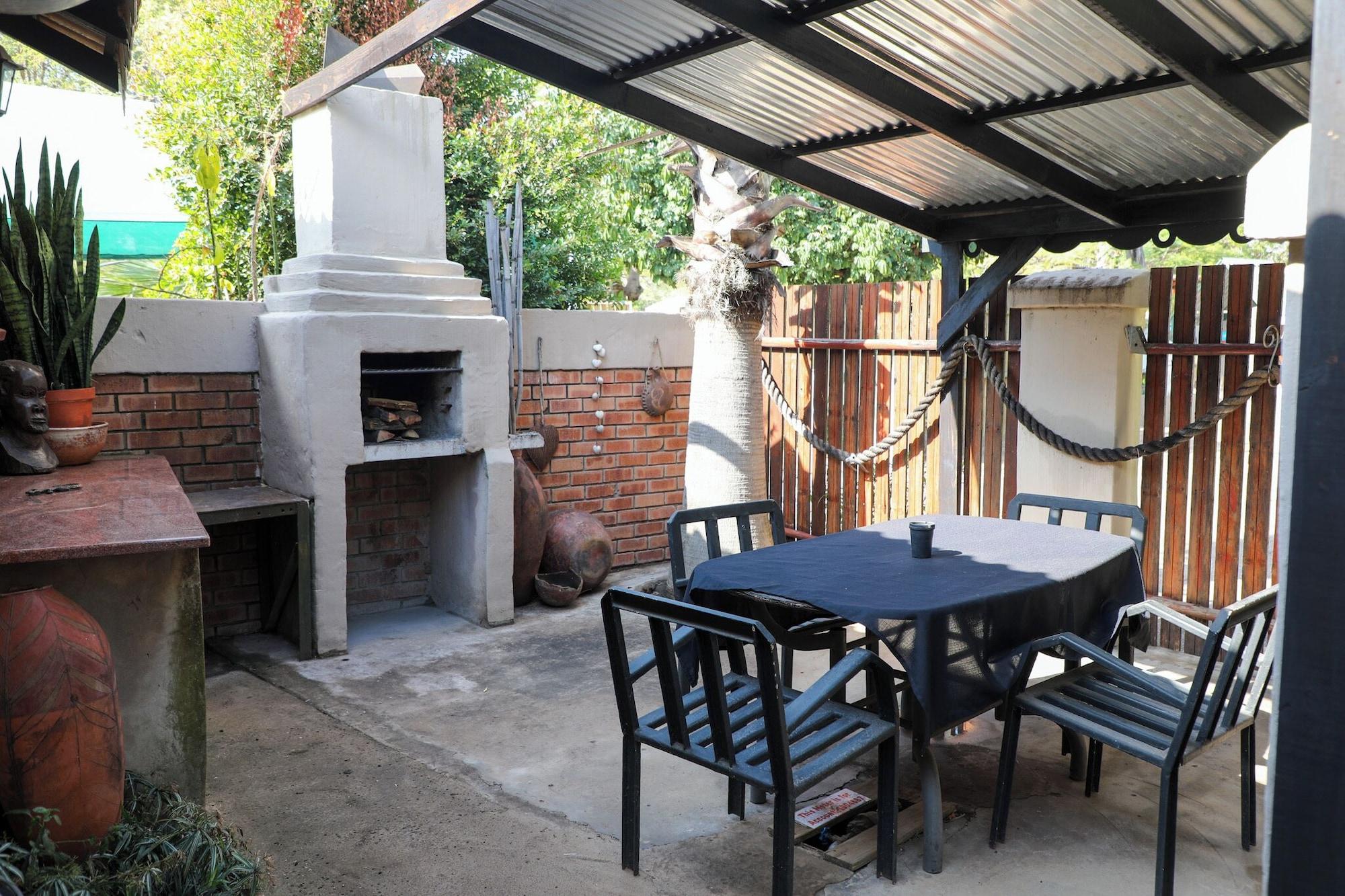 Equipamiento de Habitación Golden Lantern Guest Lodge