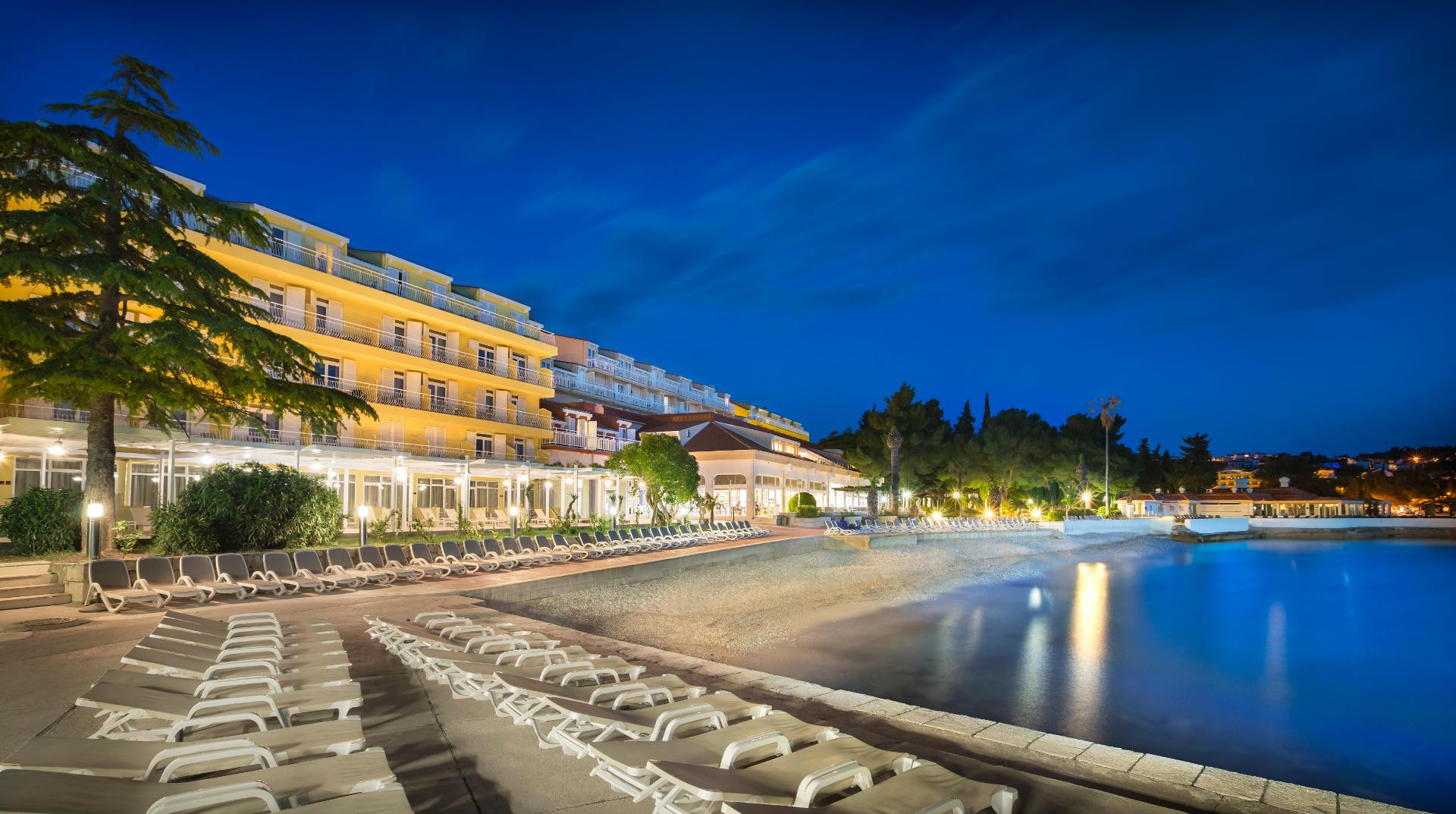 Vista Exterior Remisens Hotel Epidaurus