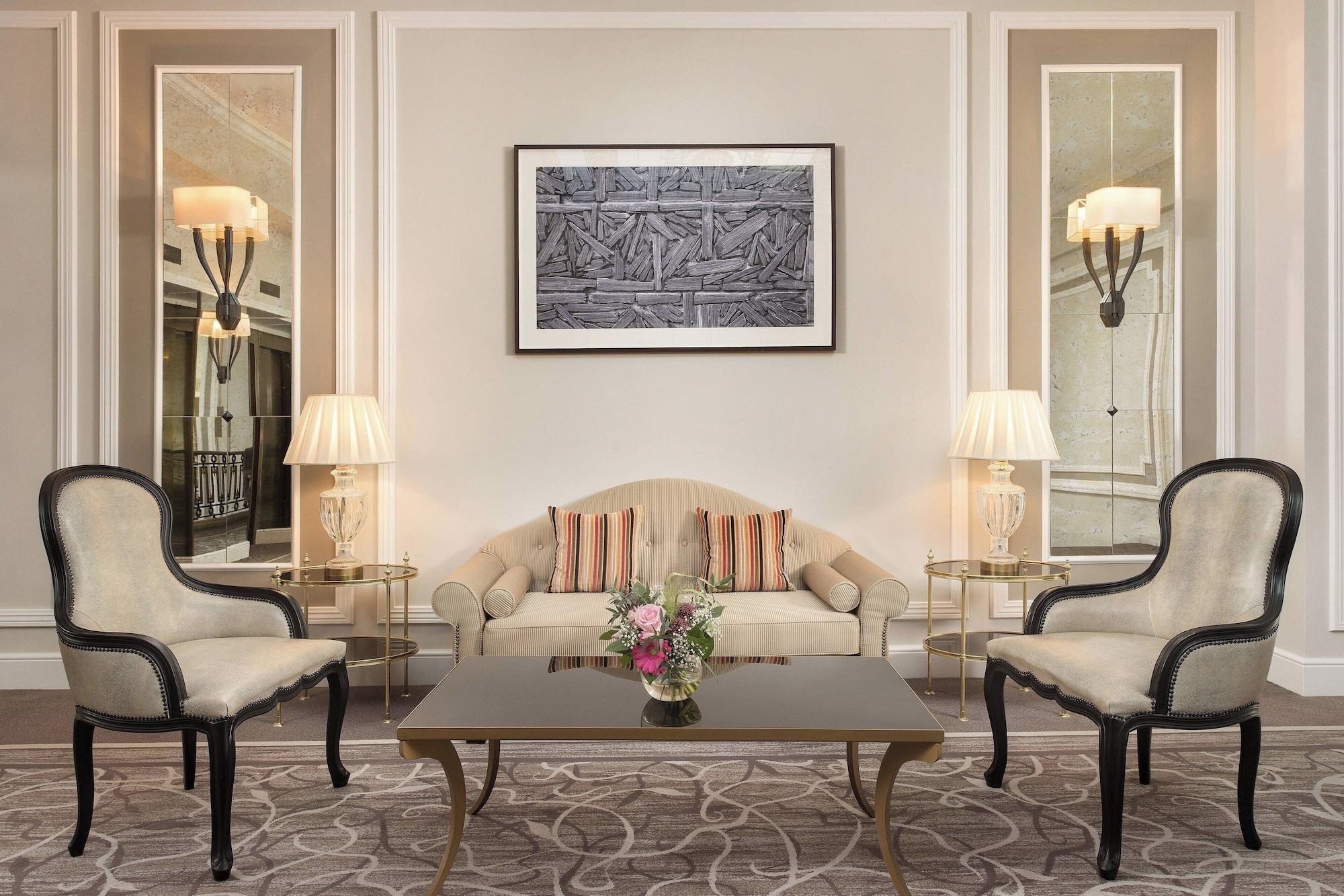 Vista Lobby Hotel Maria Cristina, a Luxury Collection Hotel