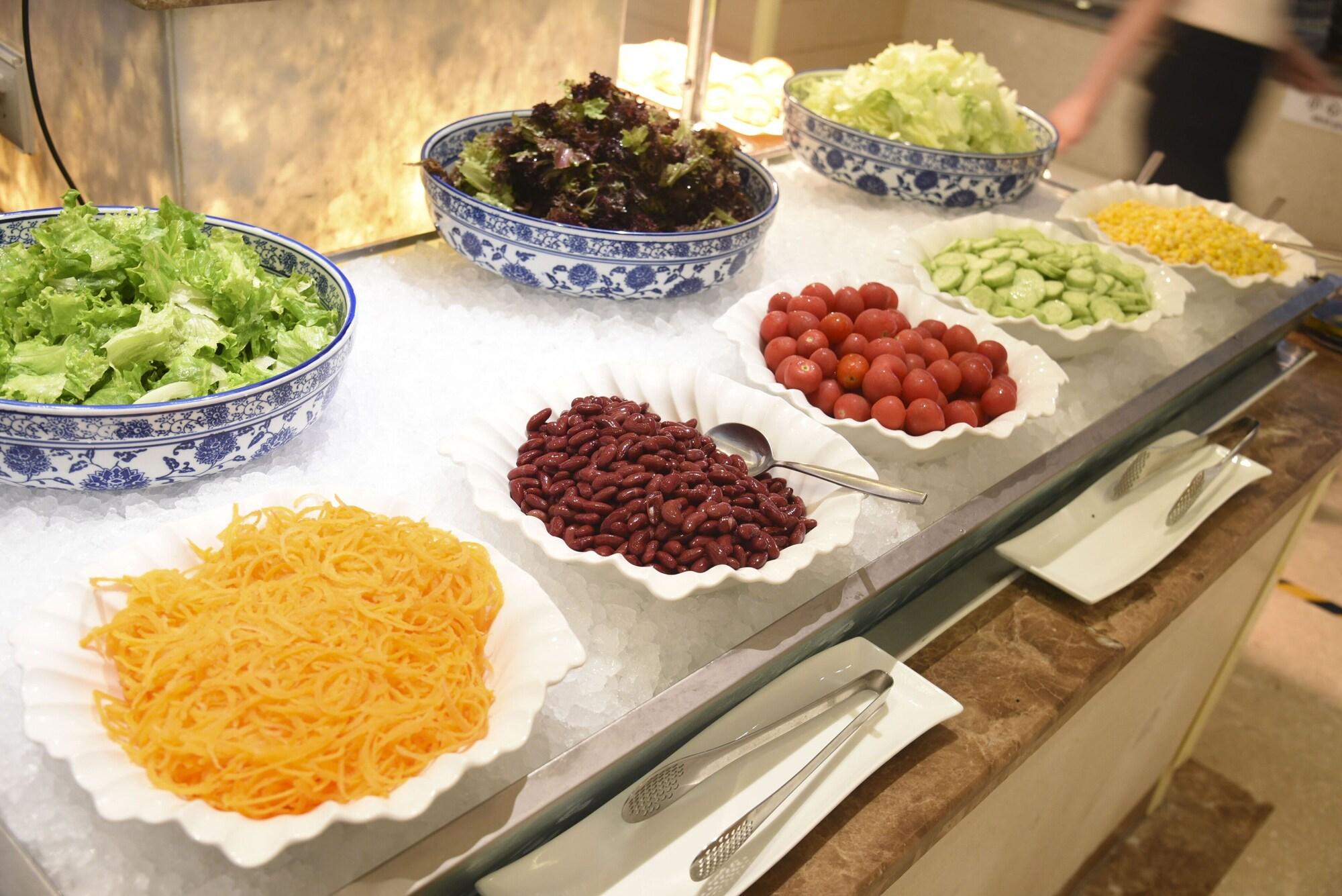 Restaurant Holiday Inn Qingdao City Centre by IHG