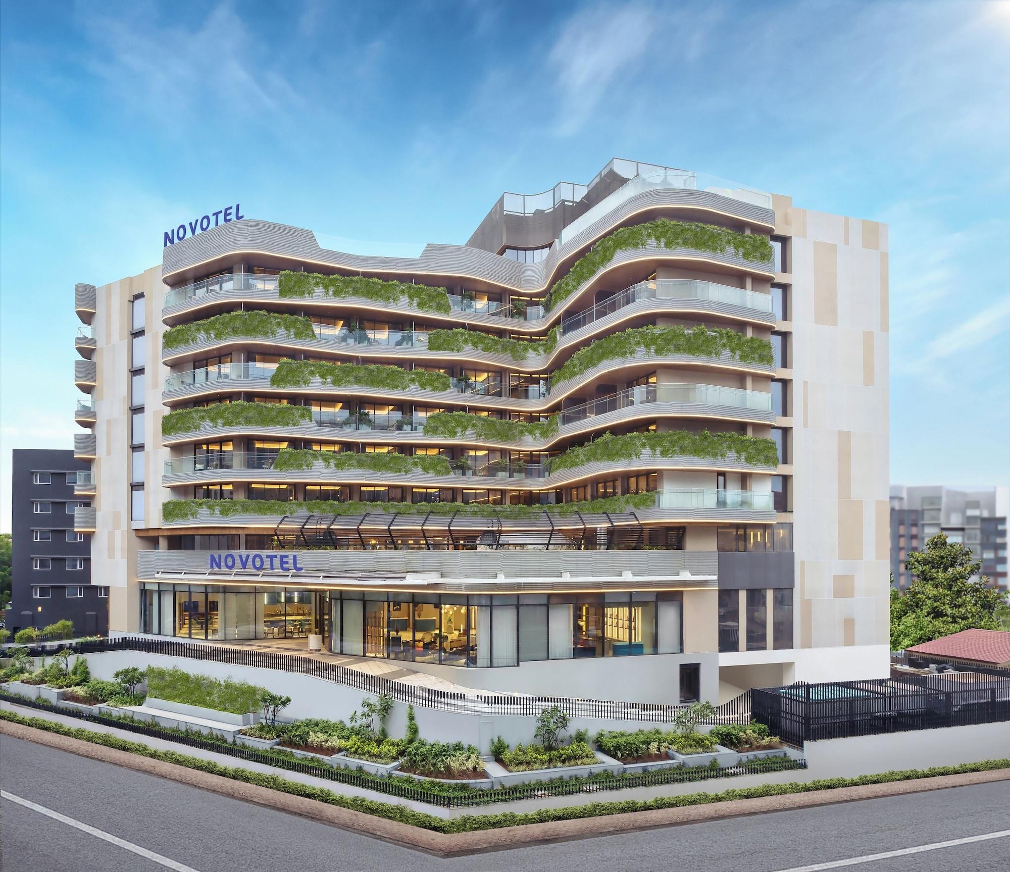 Vista Exterior Novotel GOA Panjim