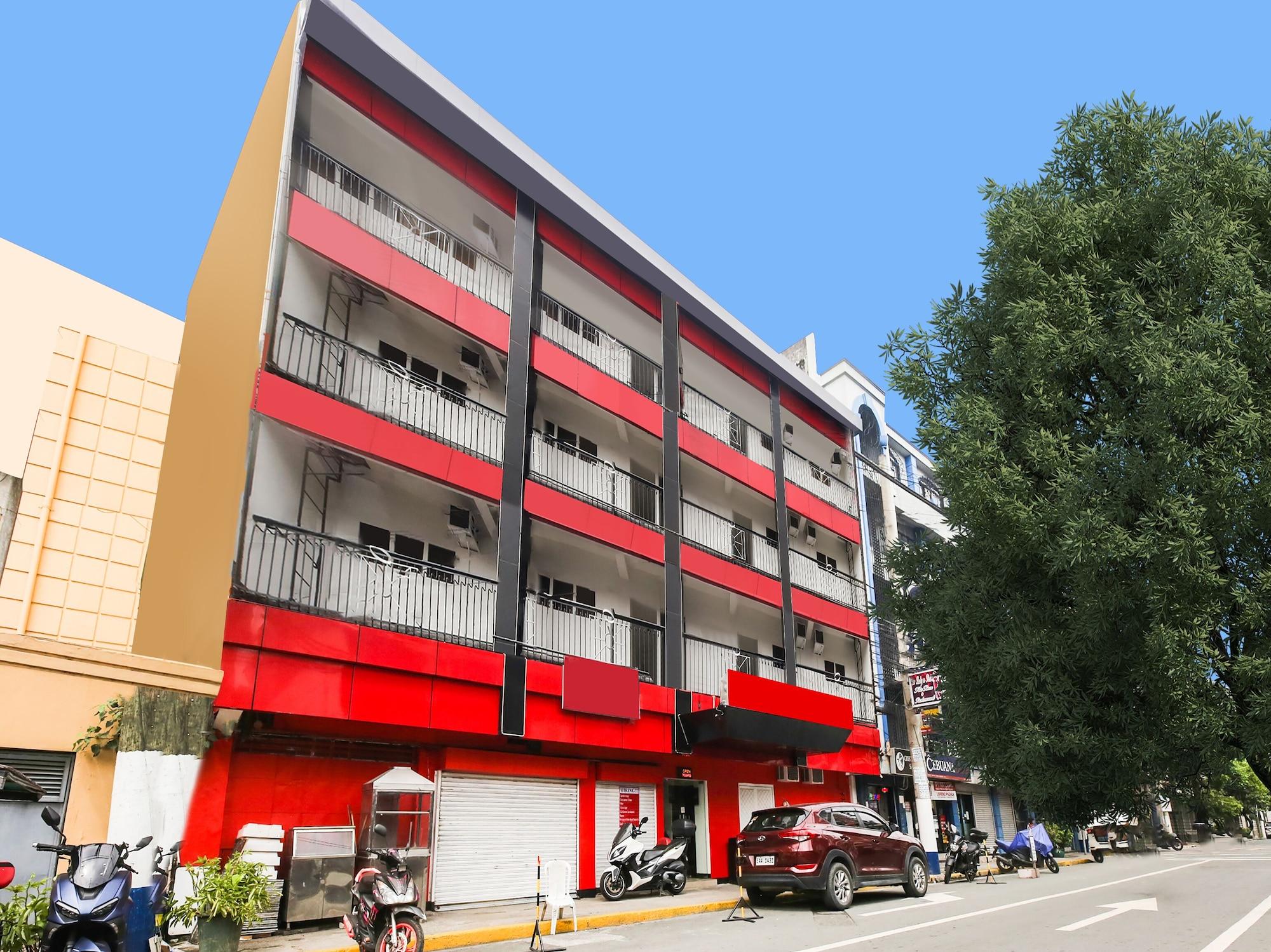 Vista Exterior Golden Majestic Pension Inn