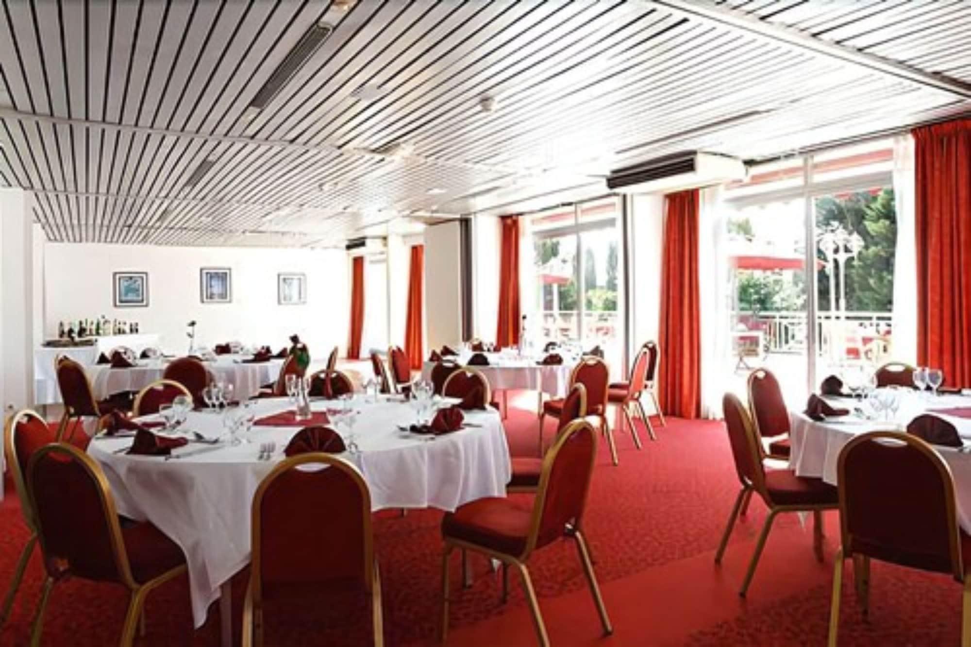 Salón de Baile Residence Hôteliere la Cerisaie
