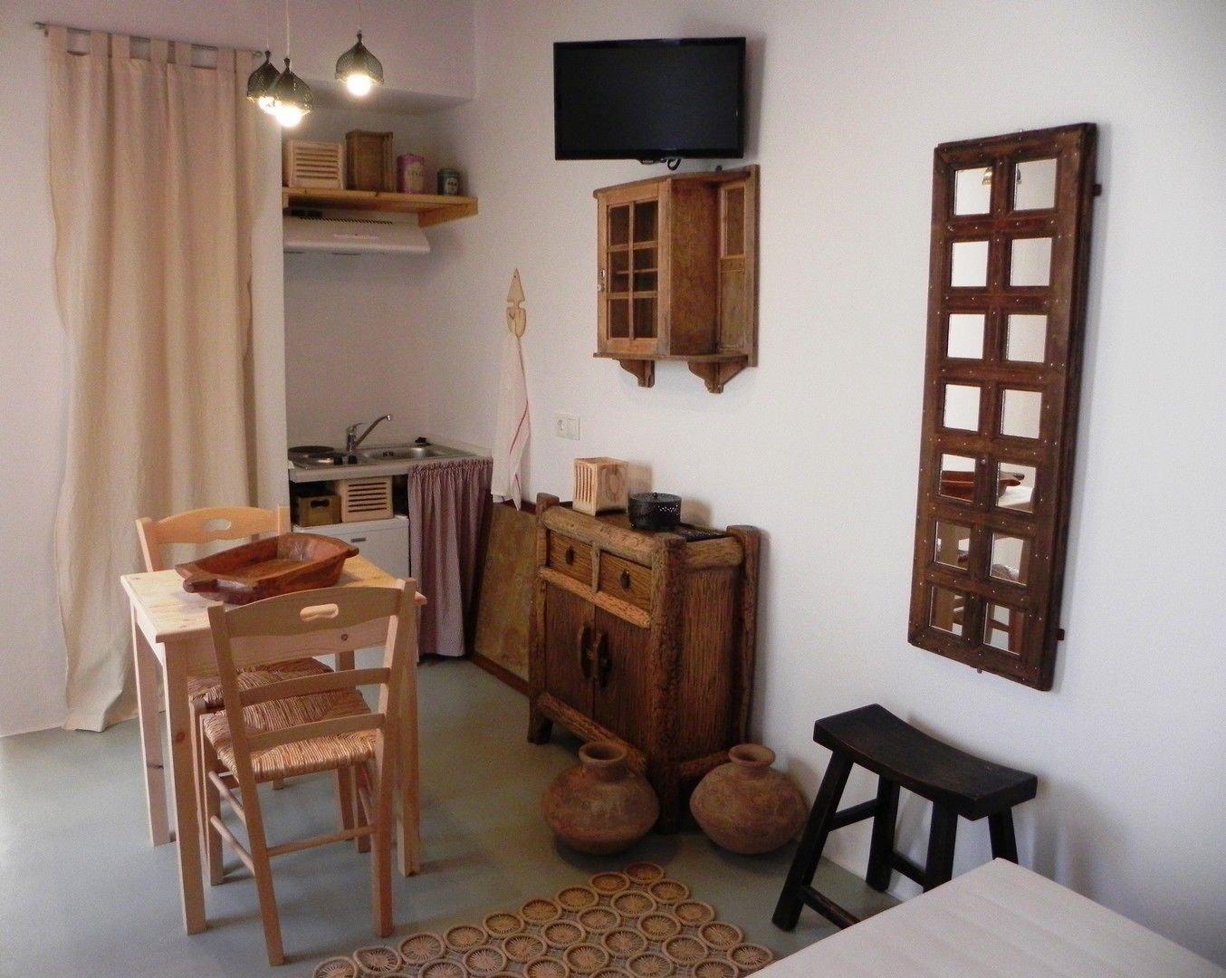 Equipamiento de Habitación Cosmos Home Lindos