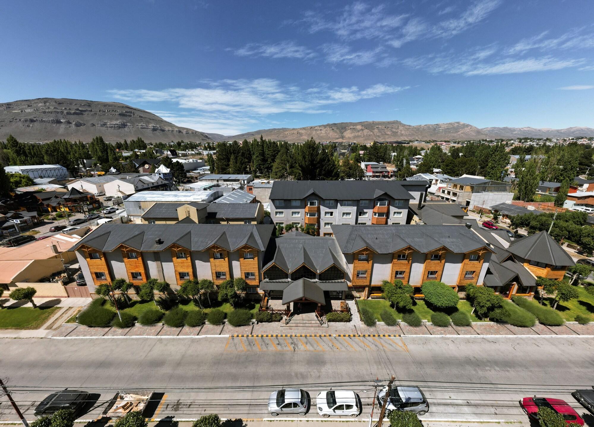 Varios Quijote Hotel