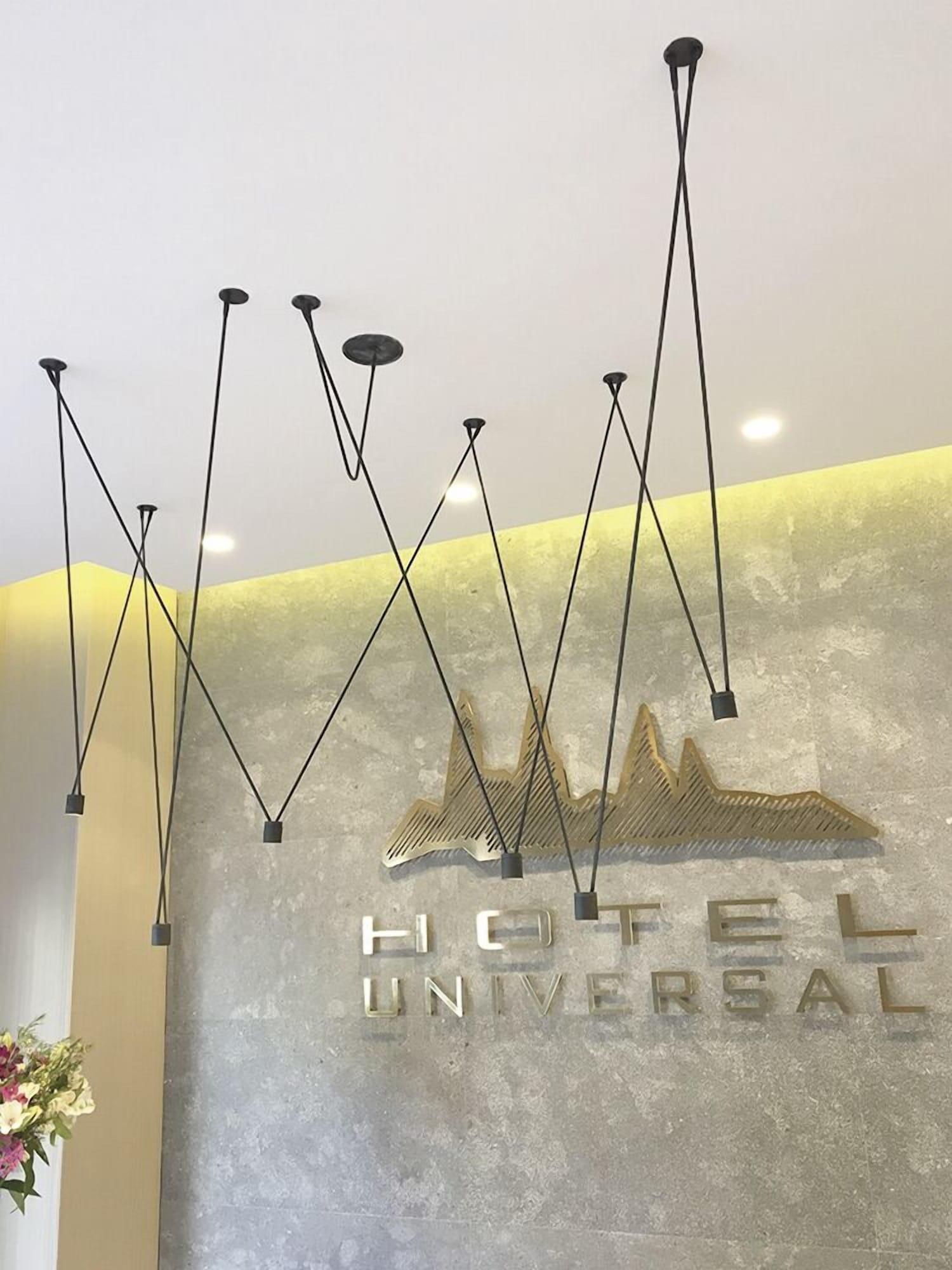 Vista Lobby Hotel Universal