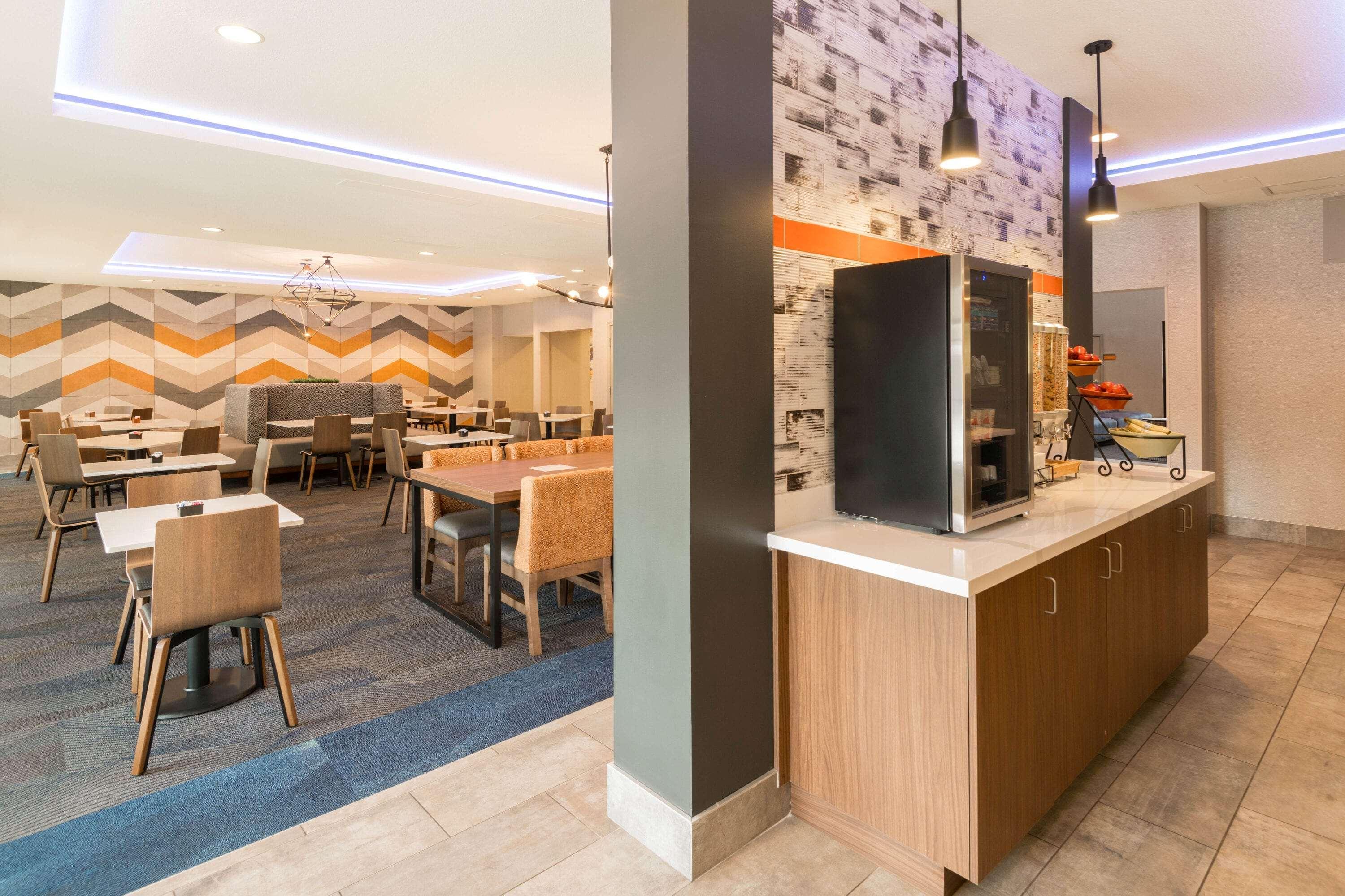 Restaurant La Quinta Inn & Suites by Wyndham Las Vegas Airport South