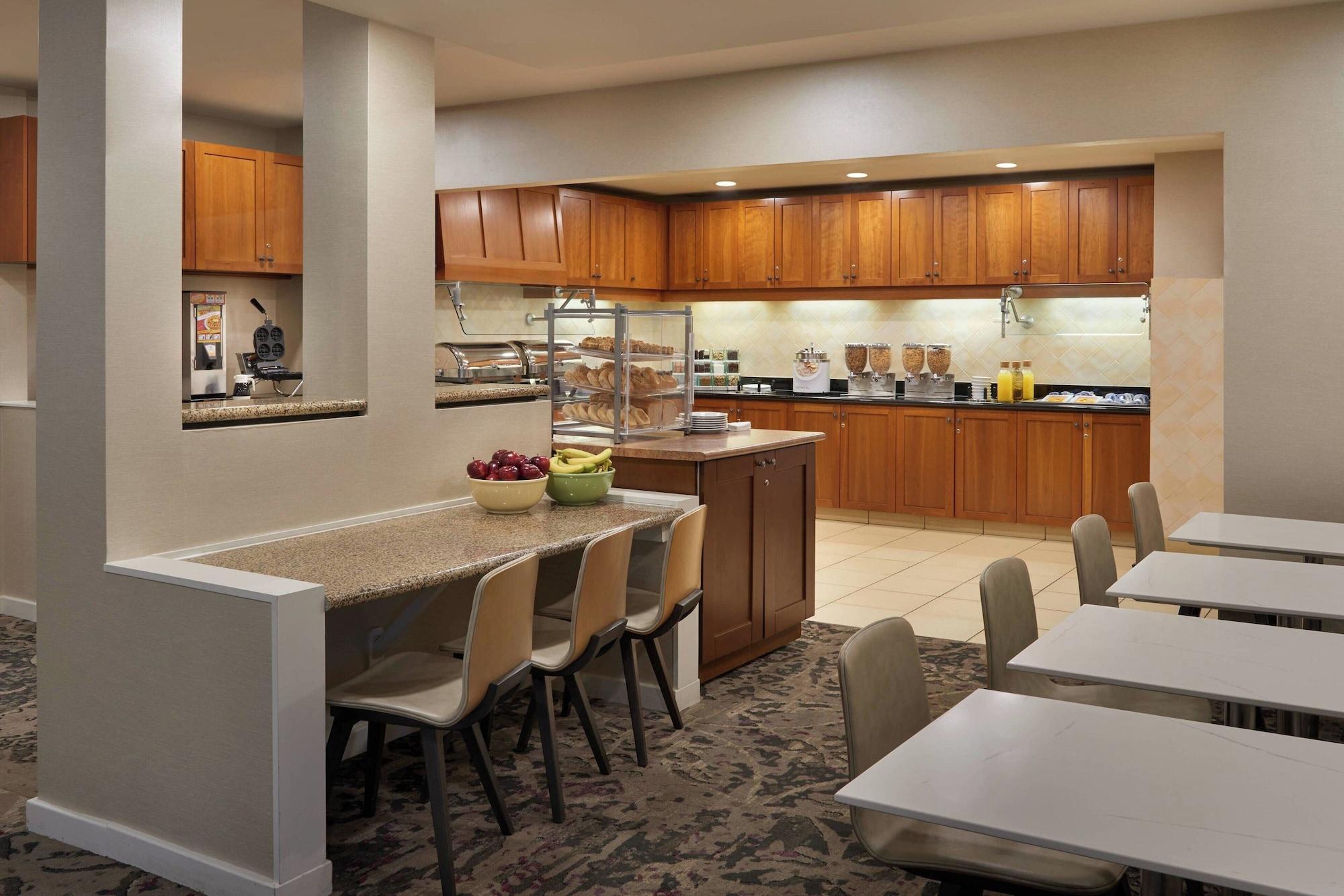 Restaurant Residence Inn by Marriott Gravenhurst Muskoka Wharf